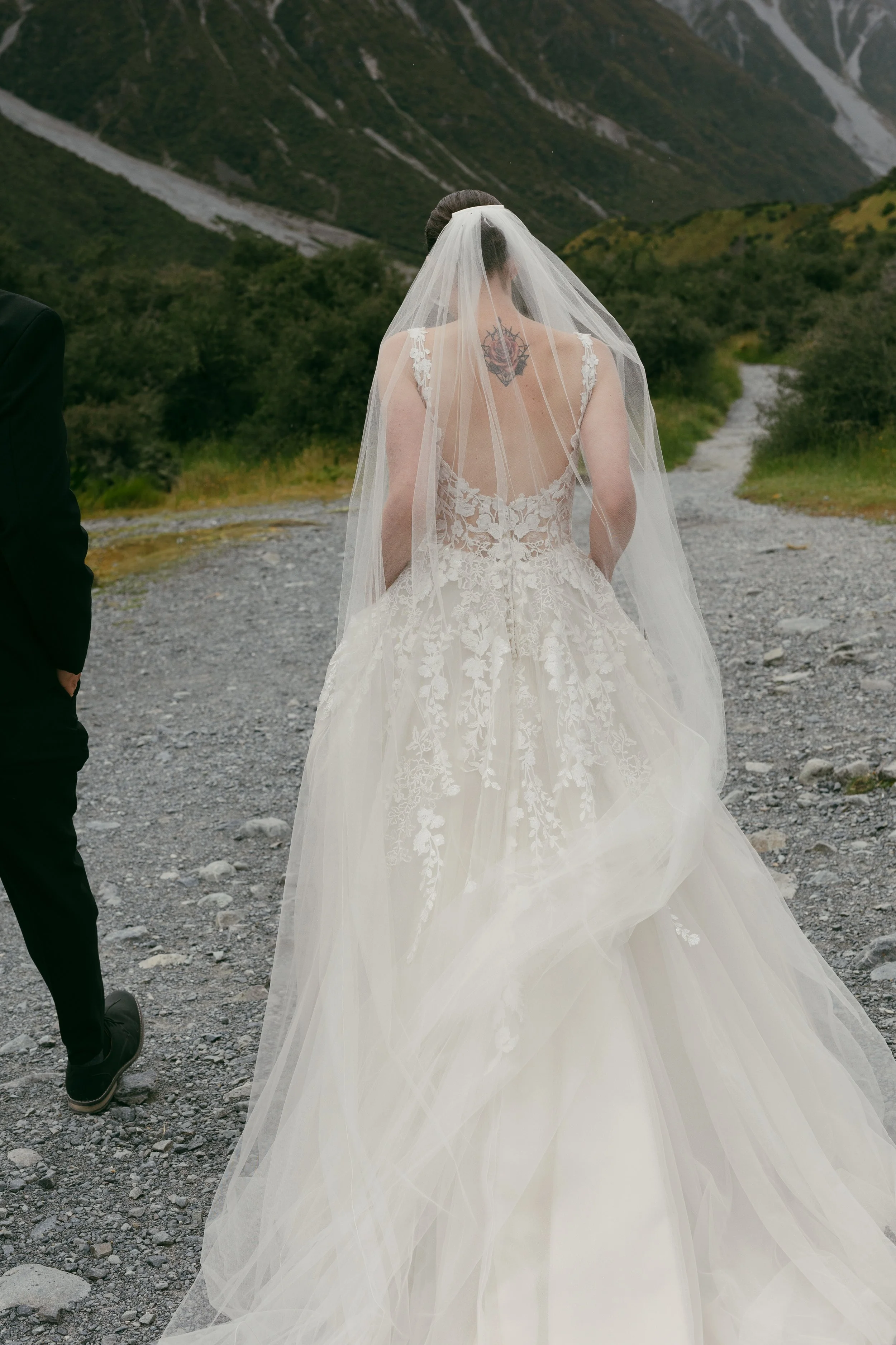 Laura & Josh - Eloise Bickle Photography-110.jpg