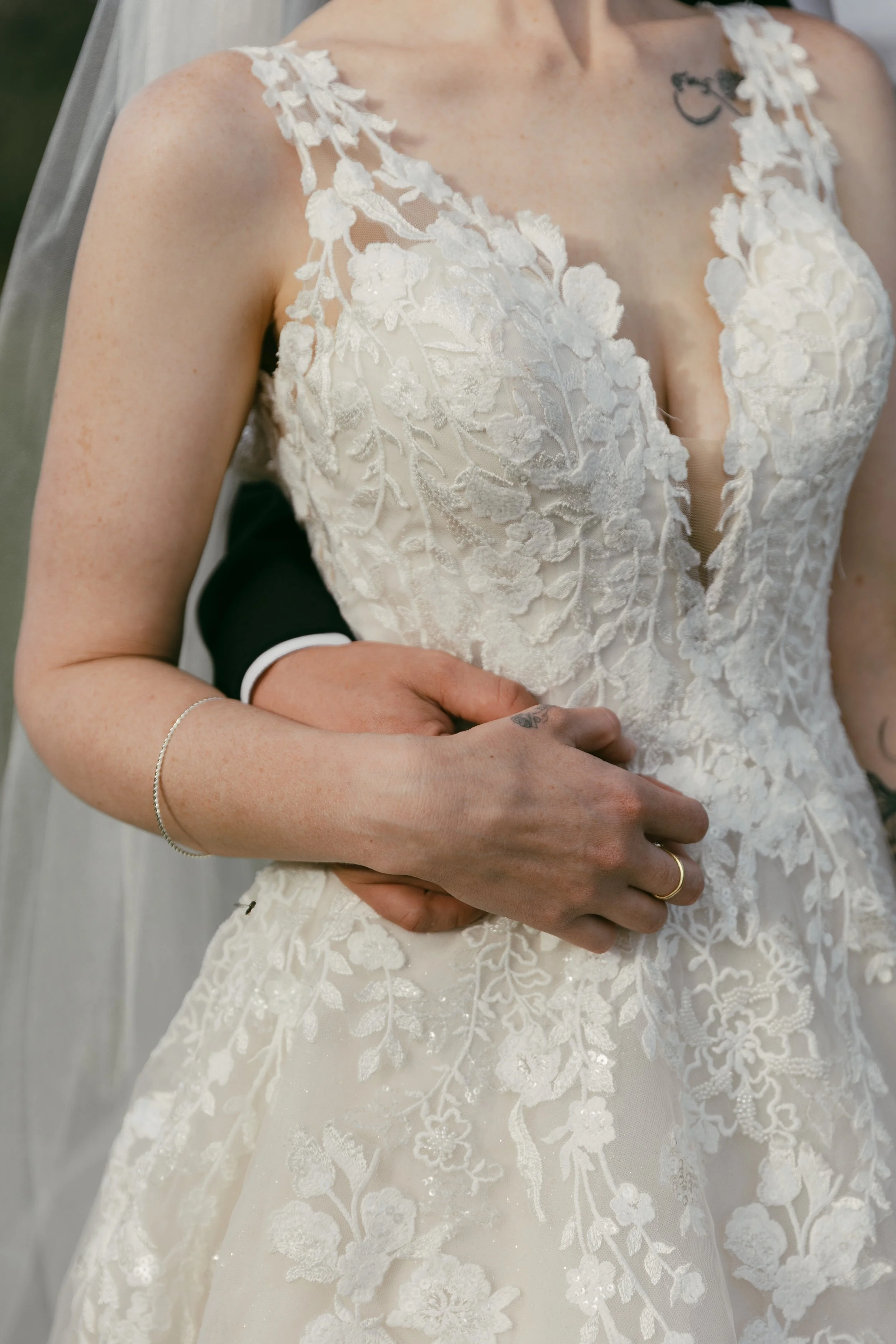 Laura & Josh - Eloise Bickle Photography-208.jpg