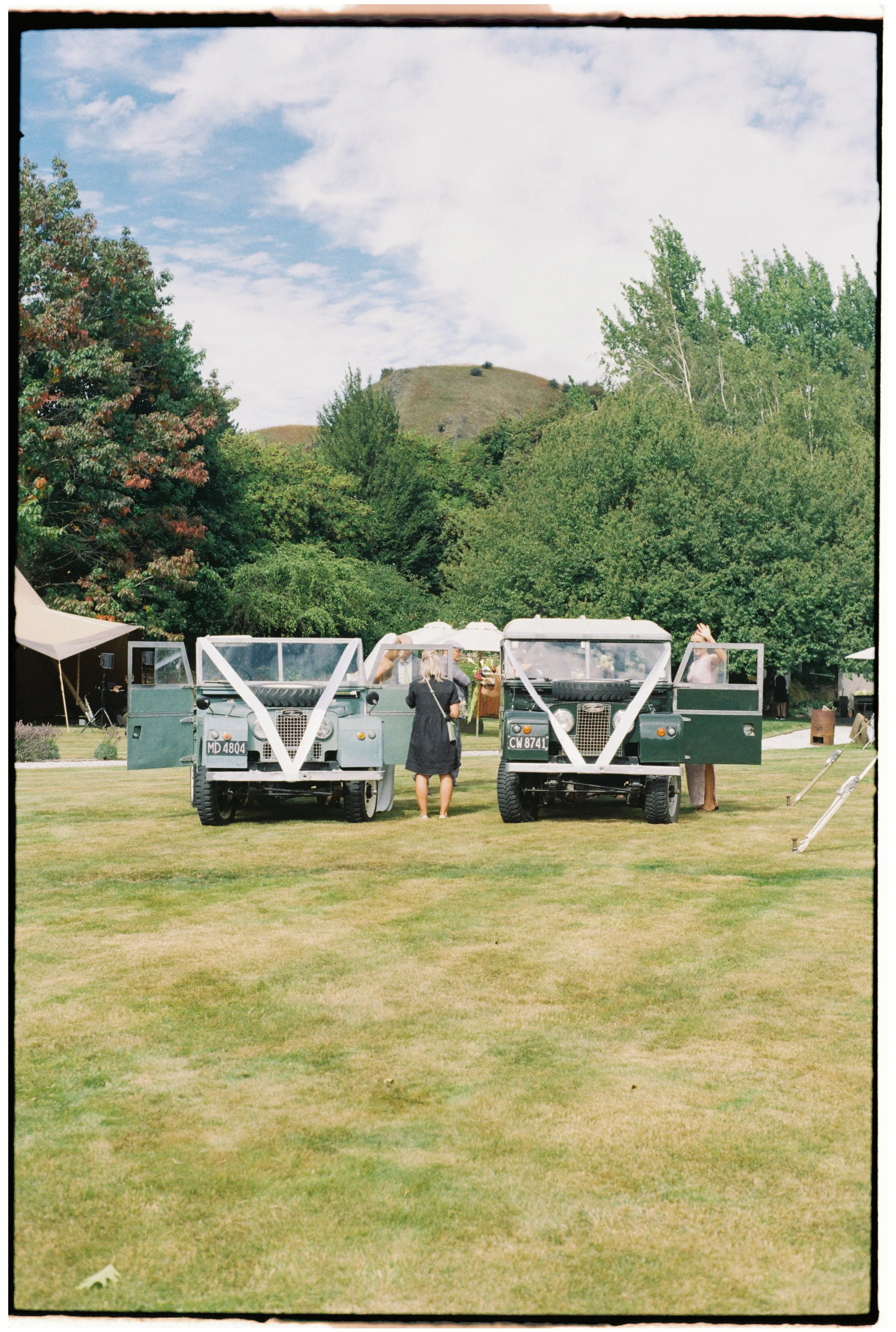 Georgia & Callum Film - Eloise Bickle Photography-16.jpg