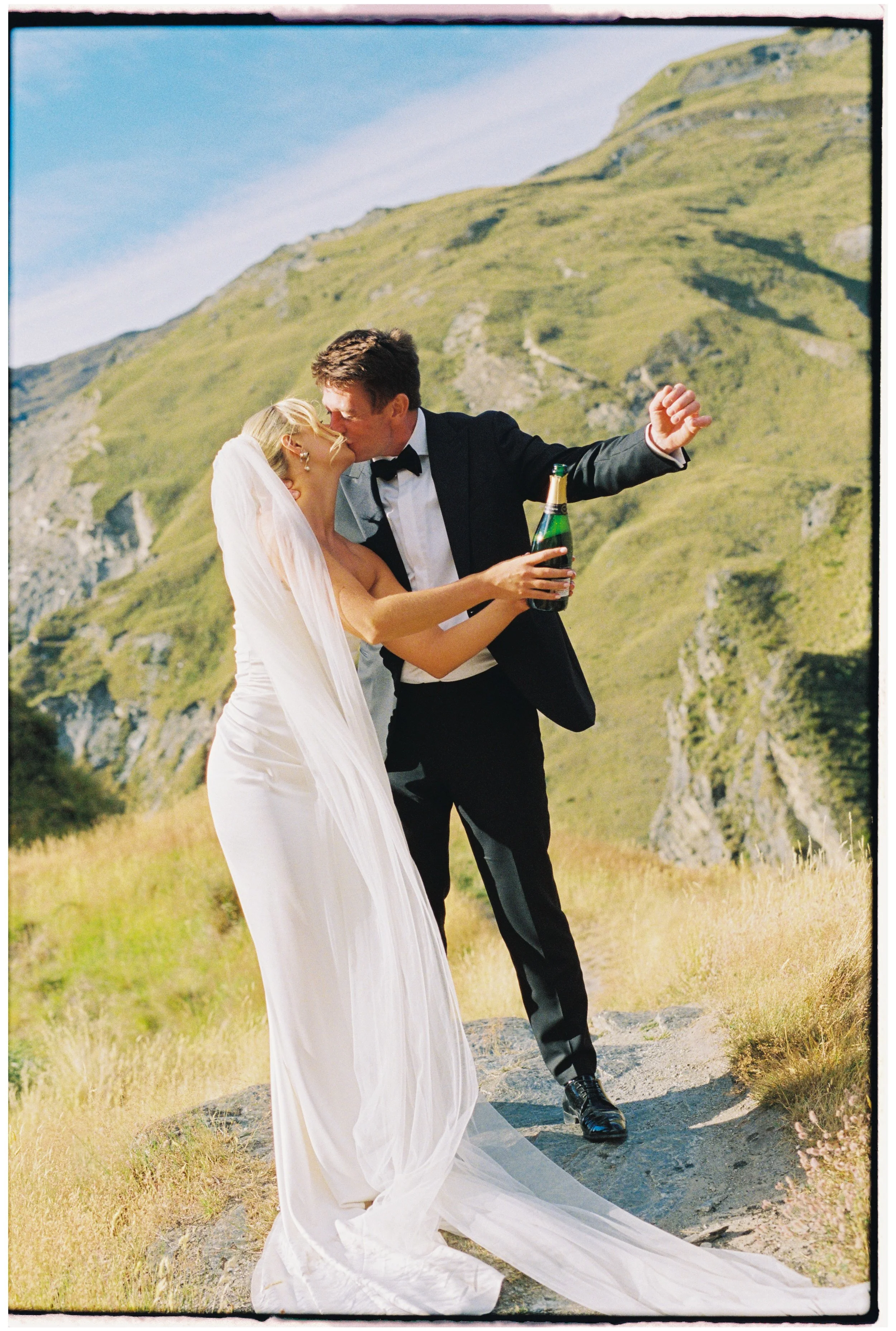 Georgia & Callum Film - Eloise Bickle Photography-105.jpg