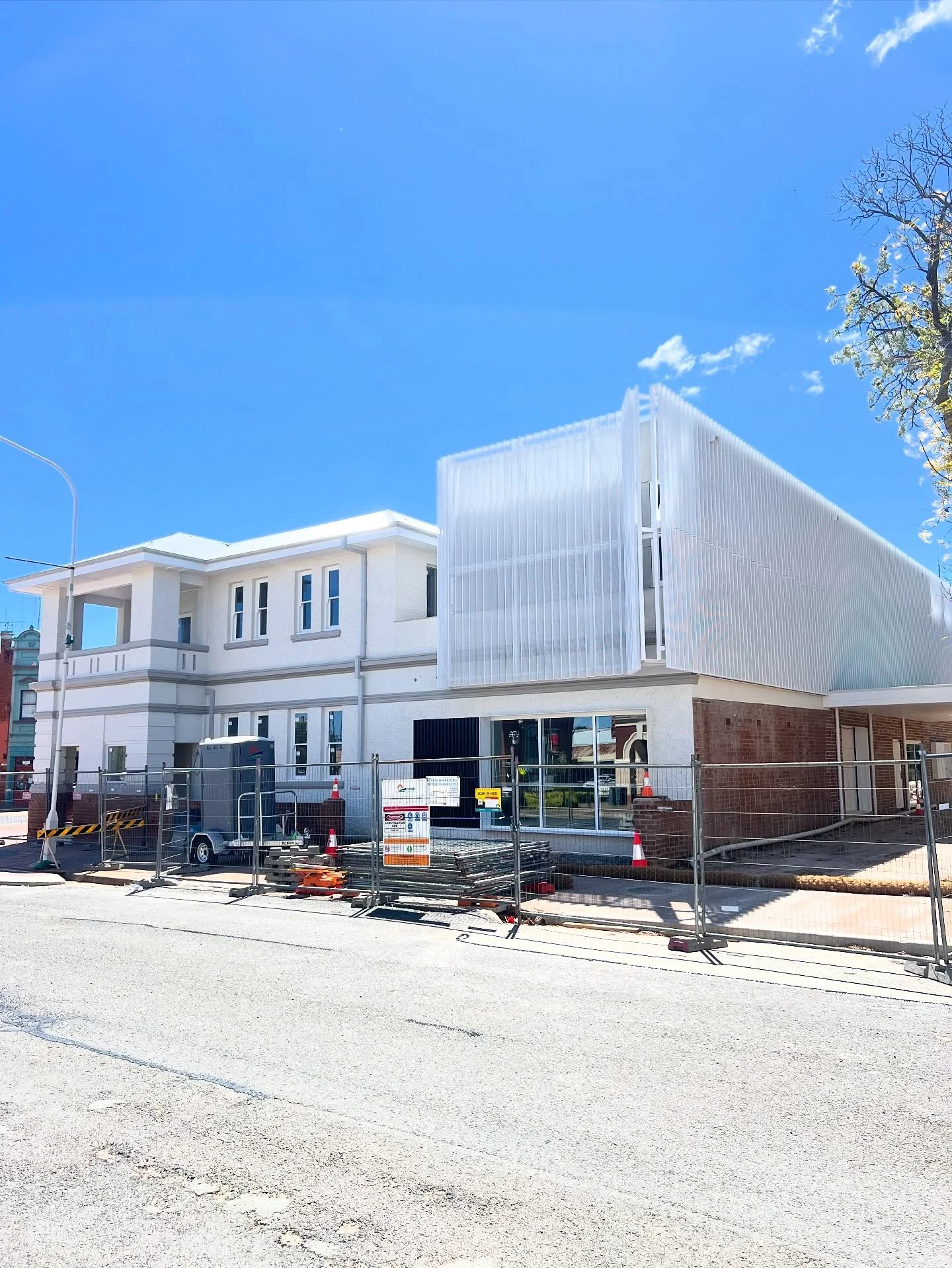 Forbes Cultural Centre ⚡️This project has officially reached lock-up stage. It hasn&rsquo;t been without its challenges, but the team have worked through to get us here. 

We&rsquo;re now moving inside and kicking off the internal electrical works &m