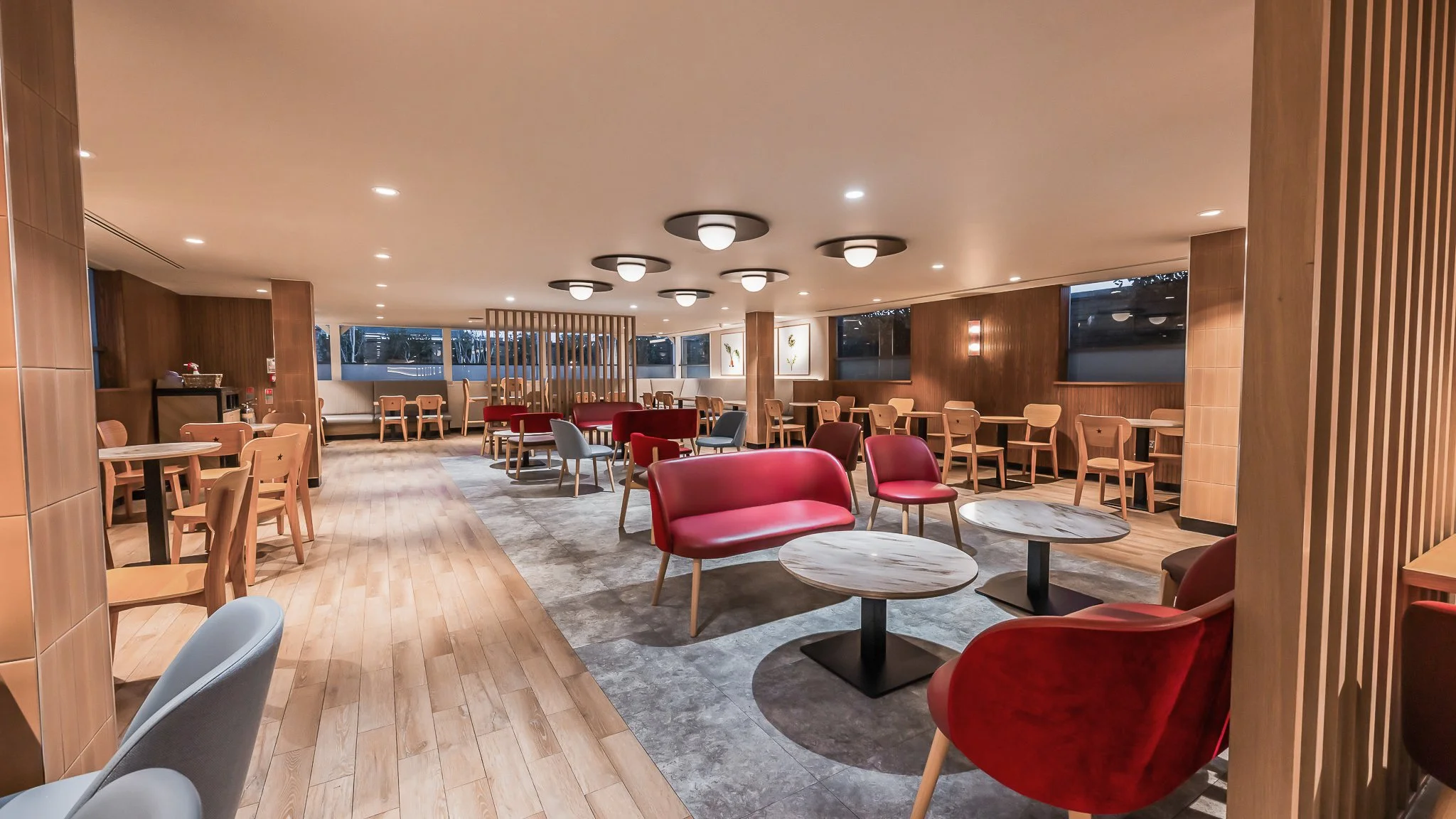 Pret A Manager | Bicester Village — Draw Creative Design
