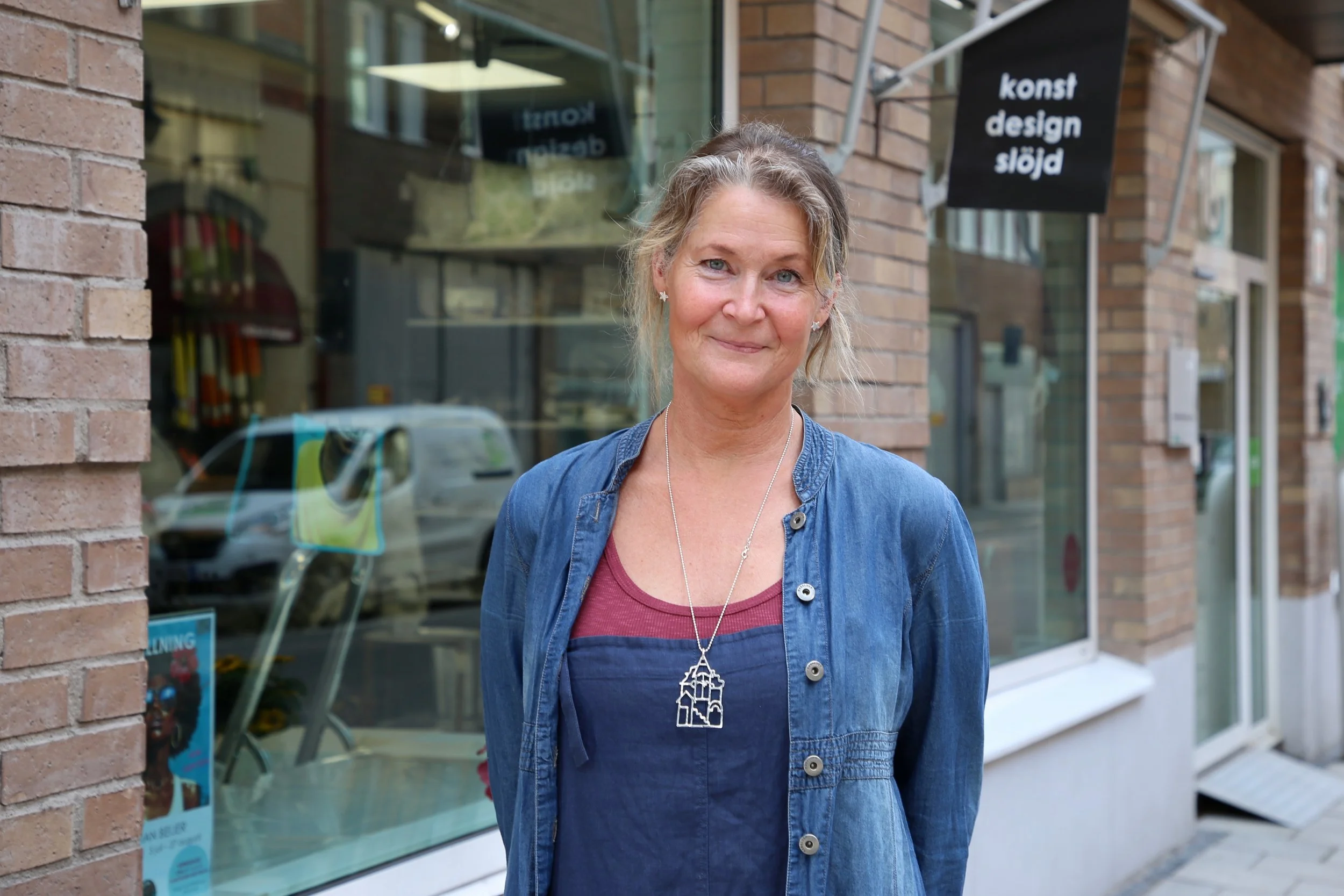 Vinn Helenas fina silversmycke!