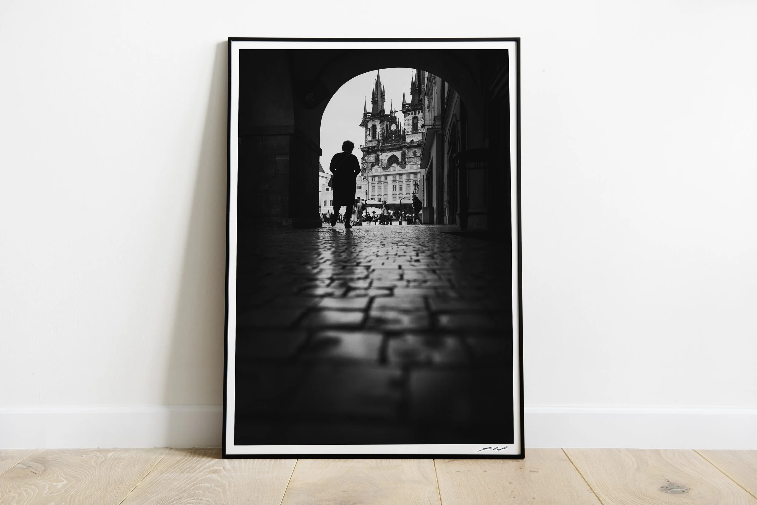 Architecture and reflections, Prague