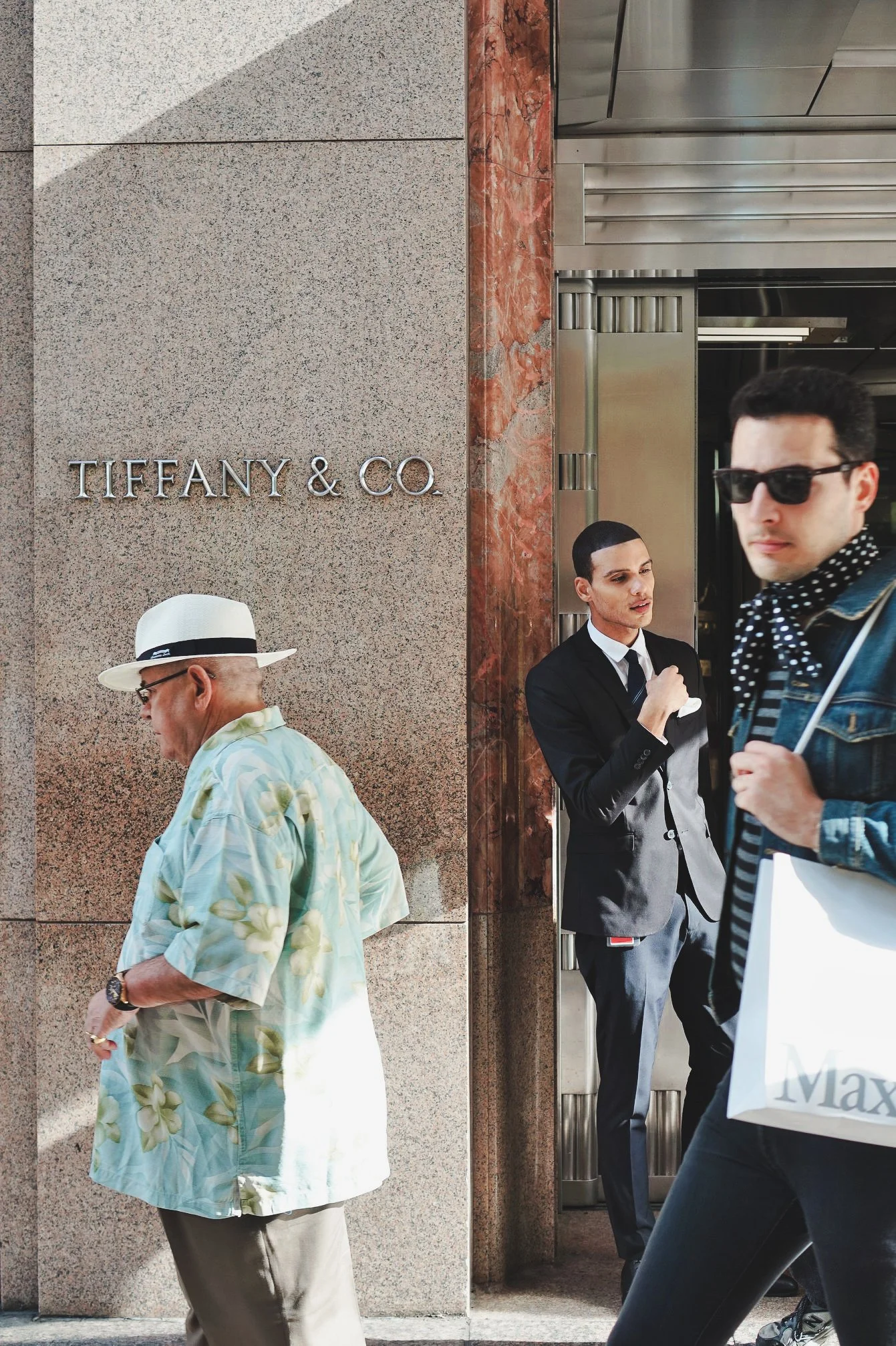 tiffeny-fifthavenue-nyc.jpg