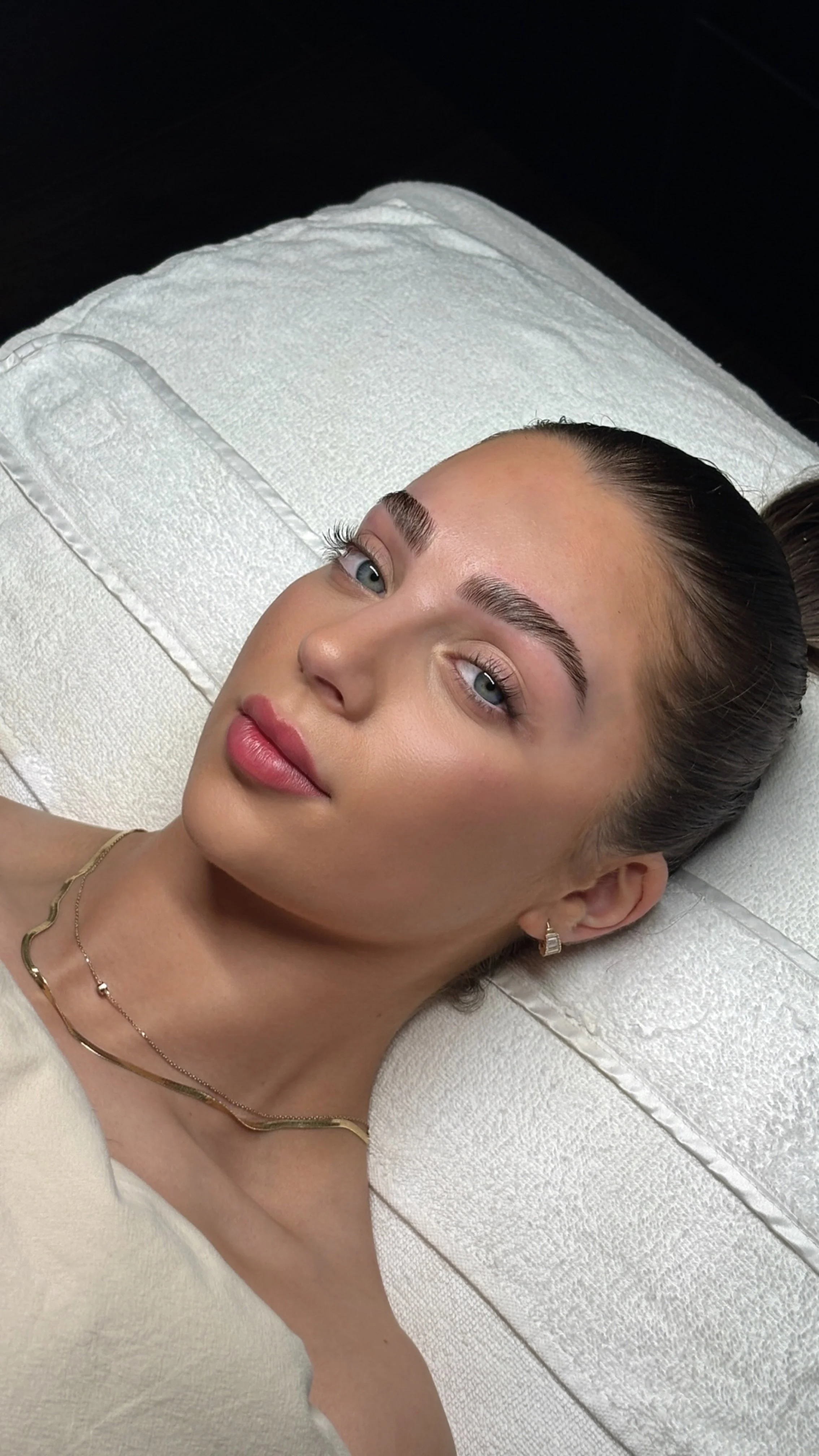 Facetune_23-05-2025-17-15-11.jpg