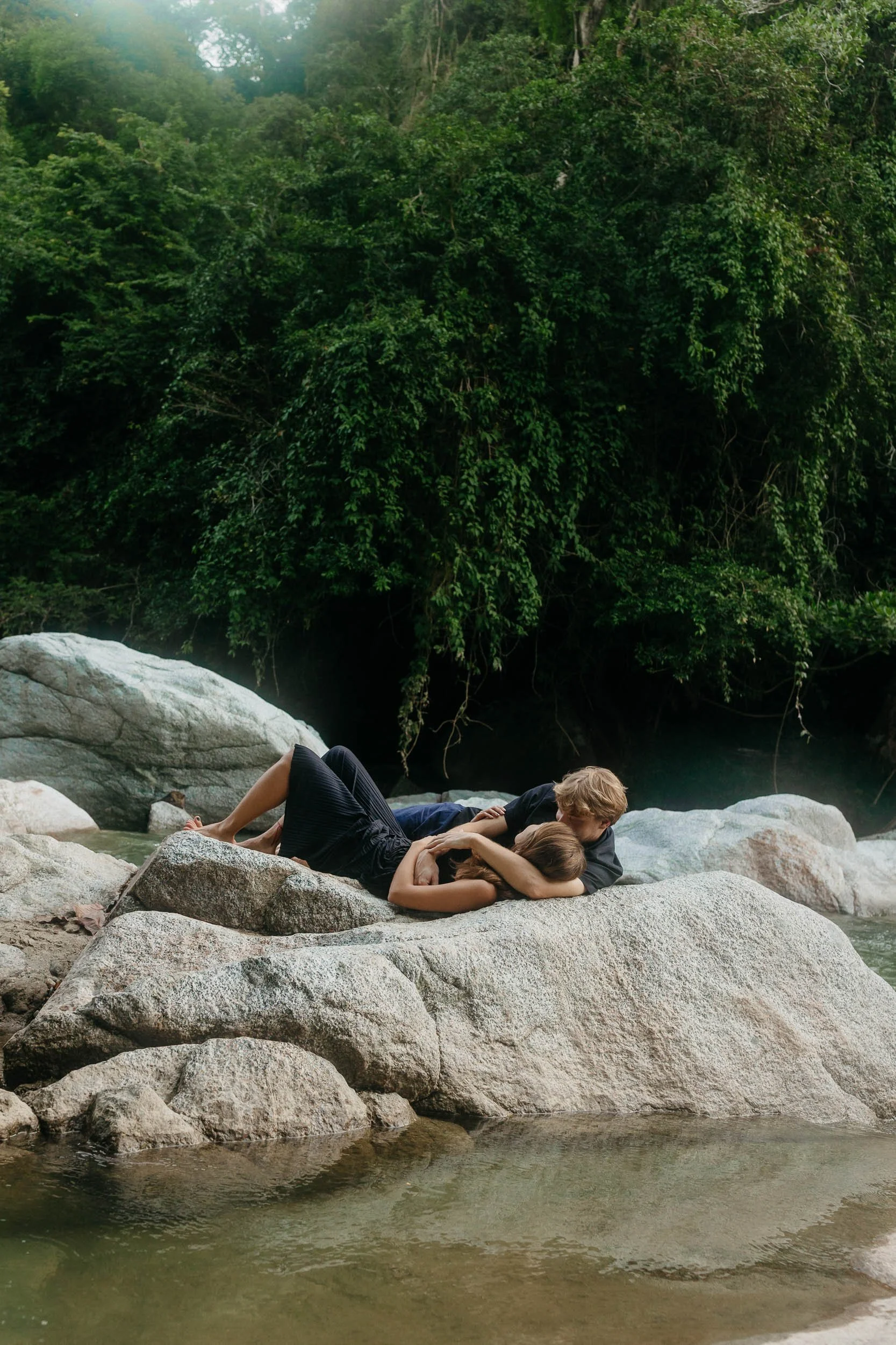 colombia-rivier-shoot-niyi-22.jpg