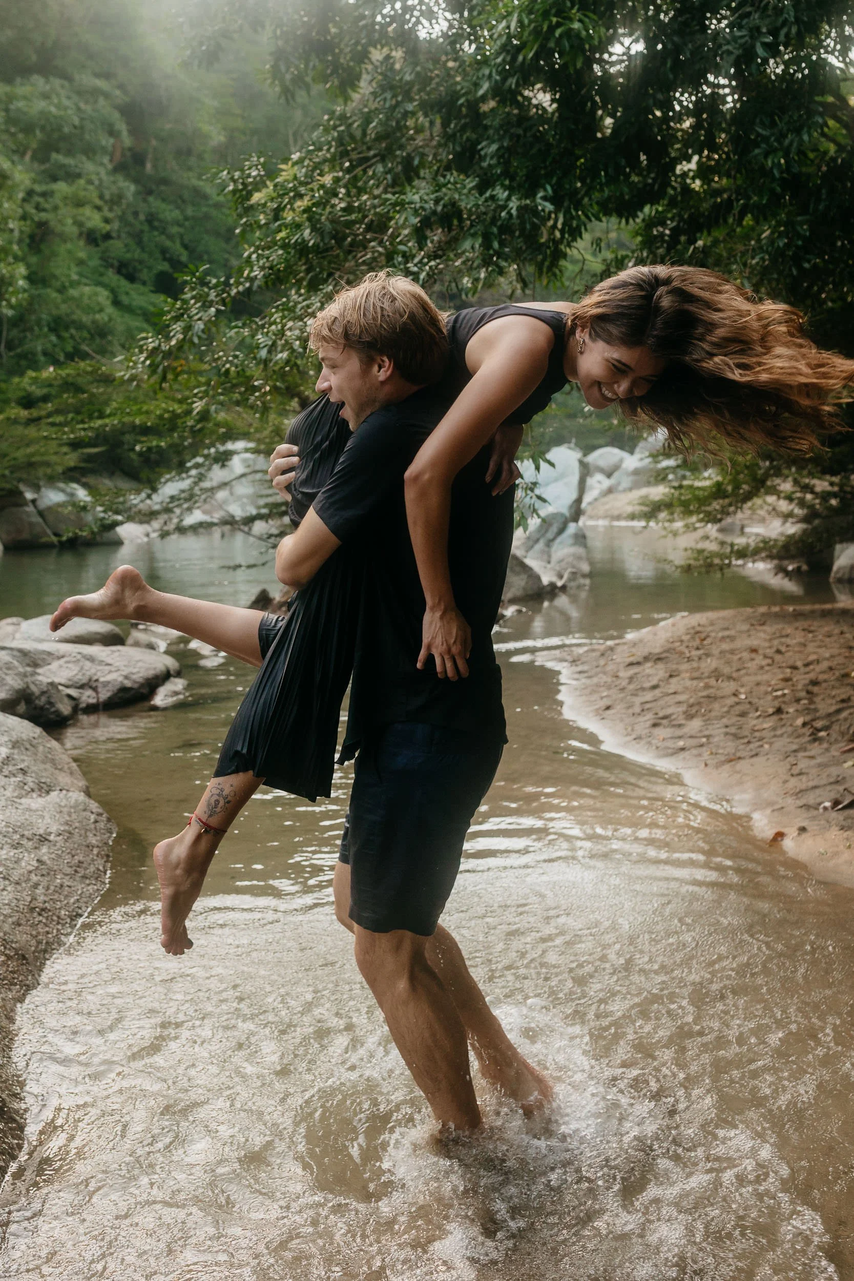 colombia-rivier-shoot-niyi-34.jpg