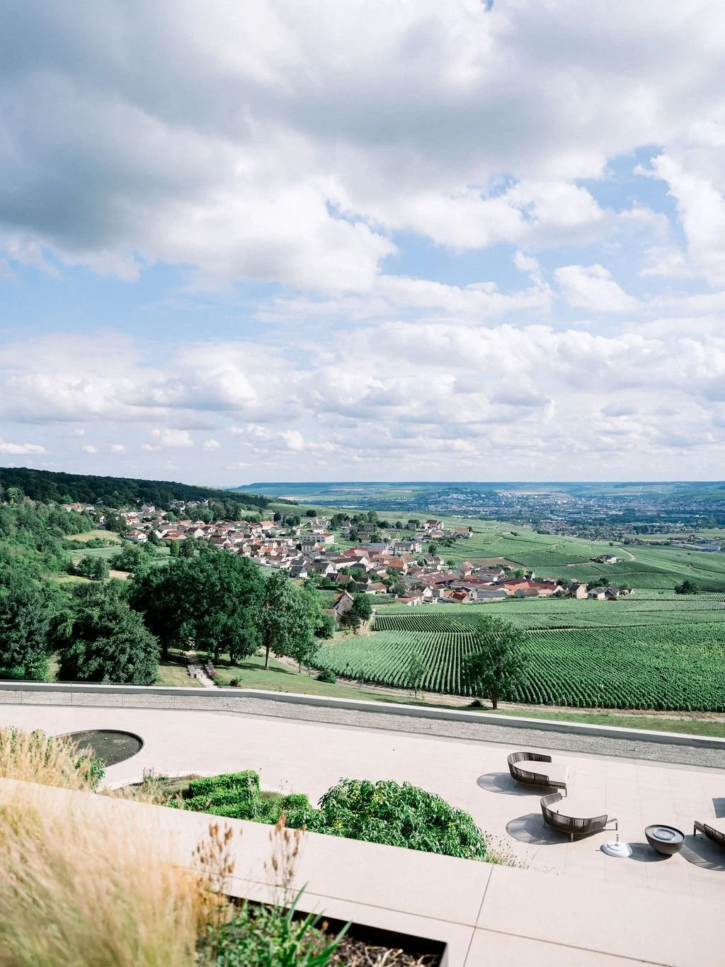Imagine sipping champagne while taking in this view at your welcome party&hellip;

This year, we&rsquo;ve been so lucky to collaborate with some of Europe&rsquo;s most breathtaking venues. As part of our full planning services, we guide you to the pe