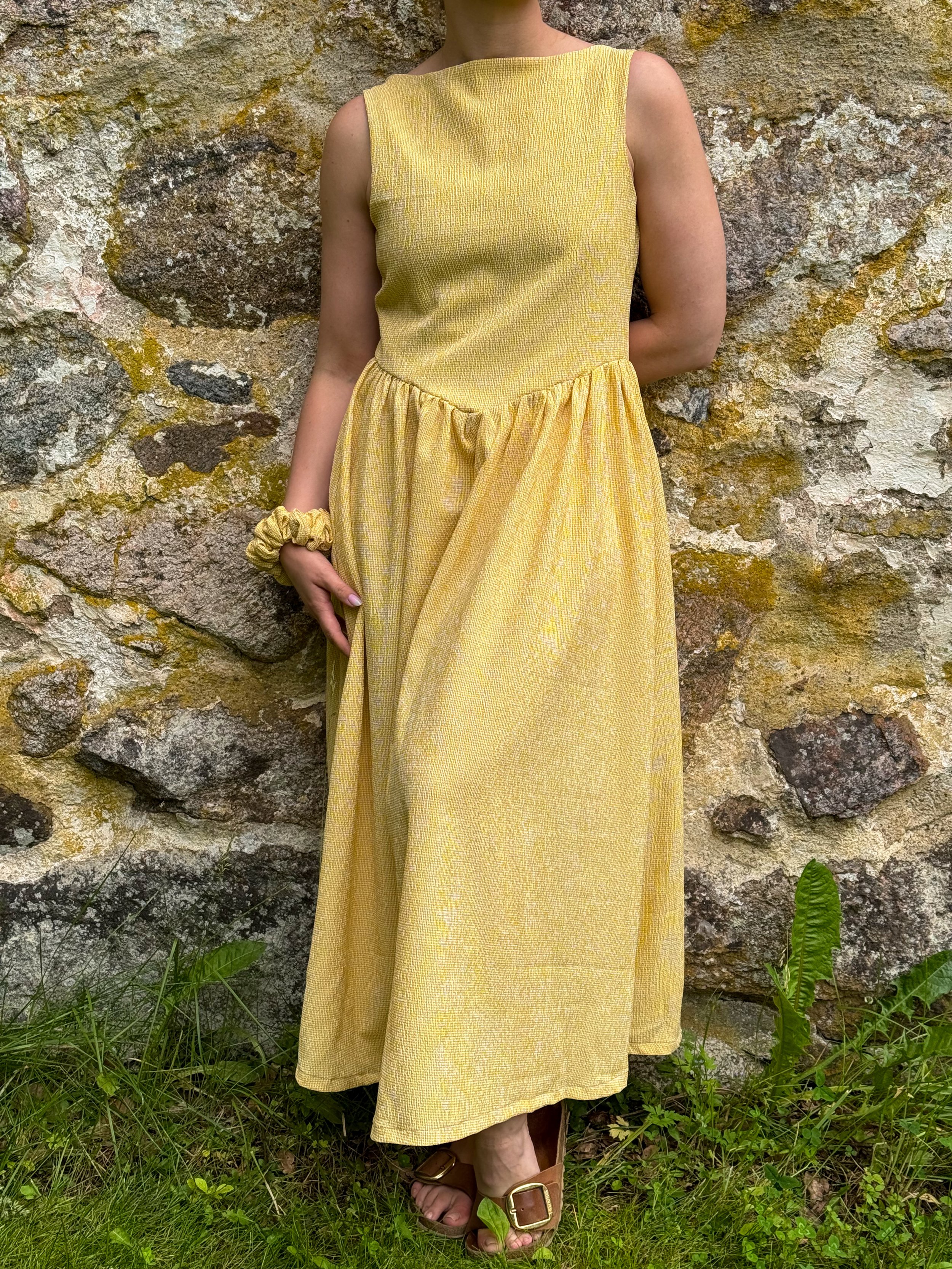 yellow dress_2.JPG
