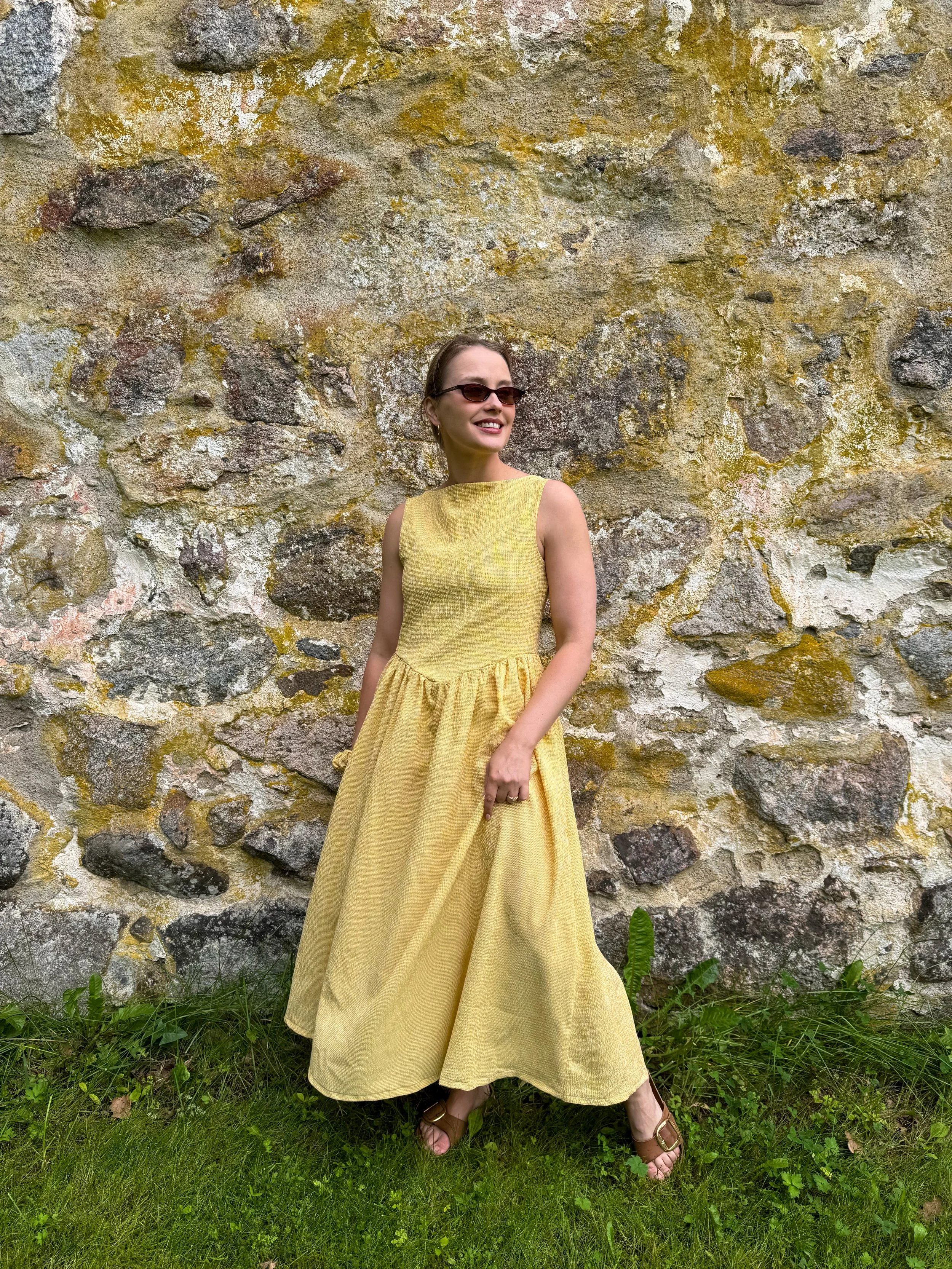yellow dress_5.JPG
