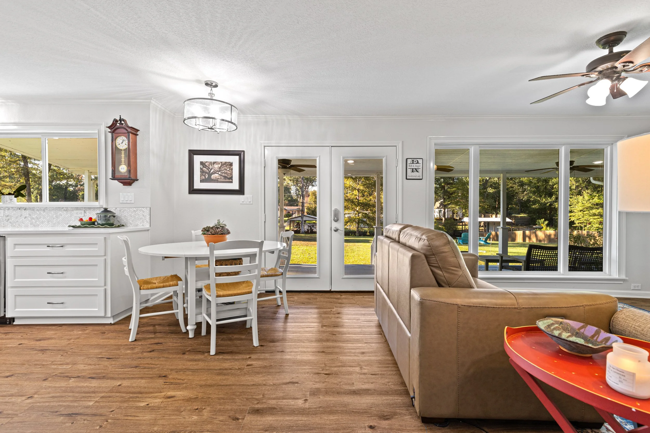 LIVING KITCHEN - NF 47 Lake Cherokee-33.jpg