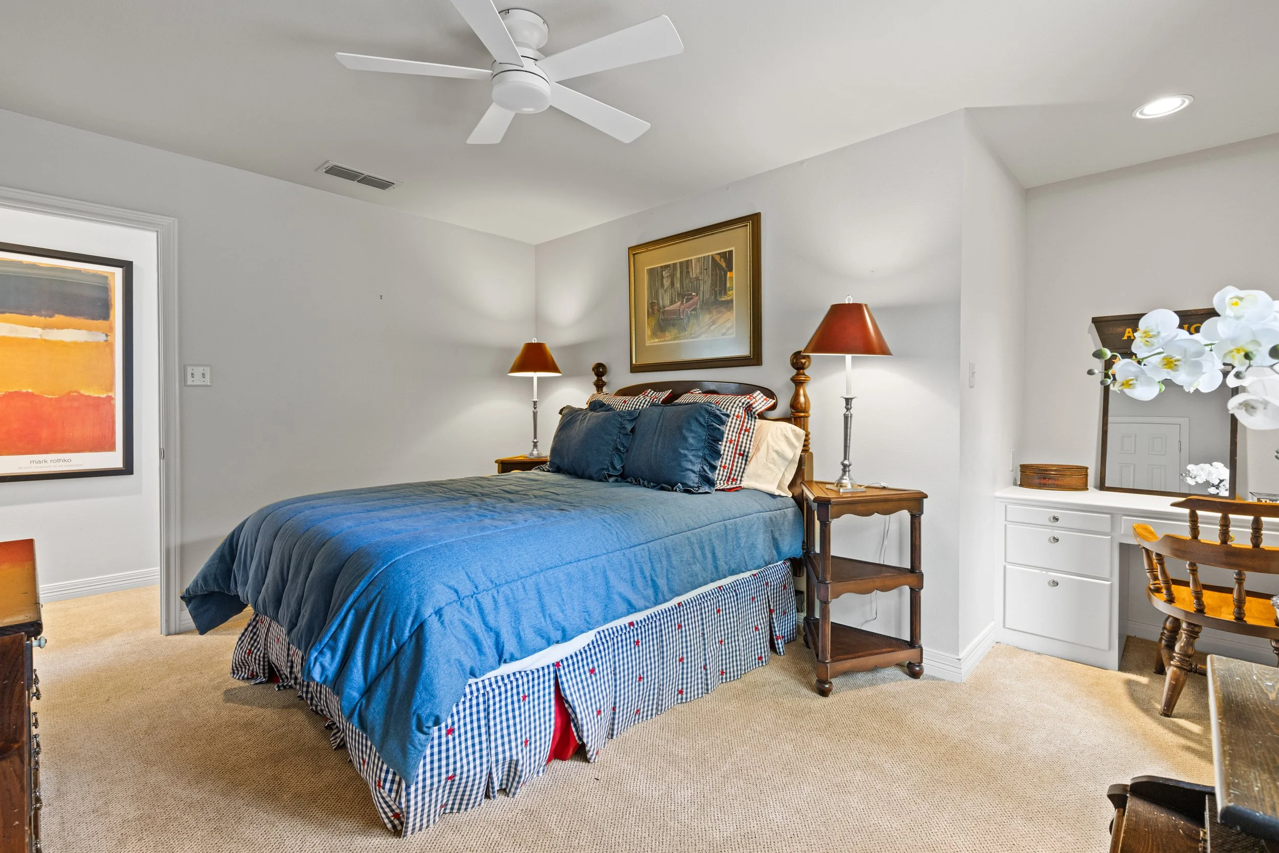 GUEST BED (1) - ST 48 Lake Cherokee-74.jpg