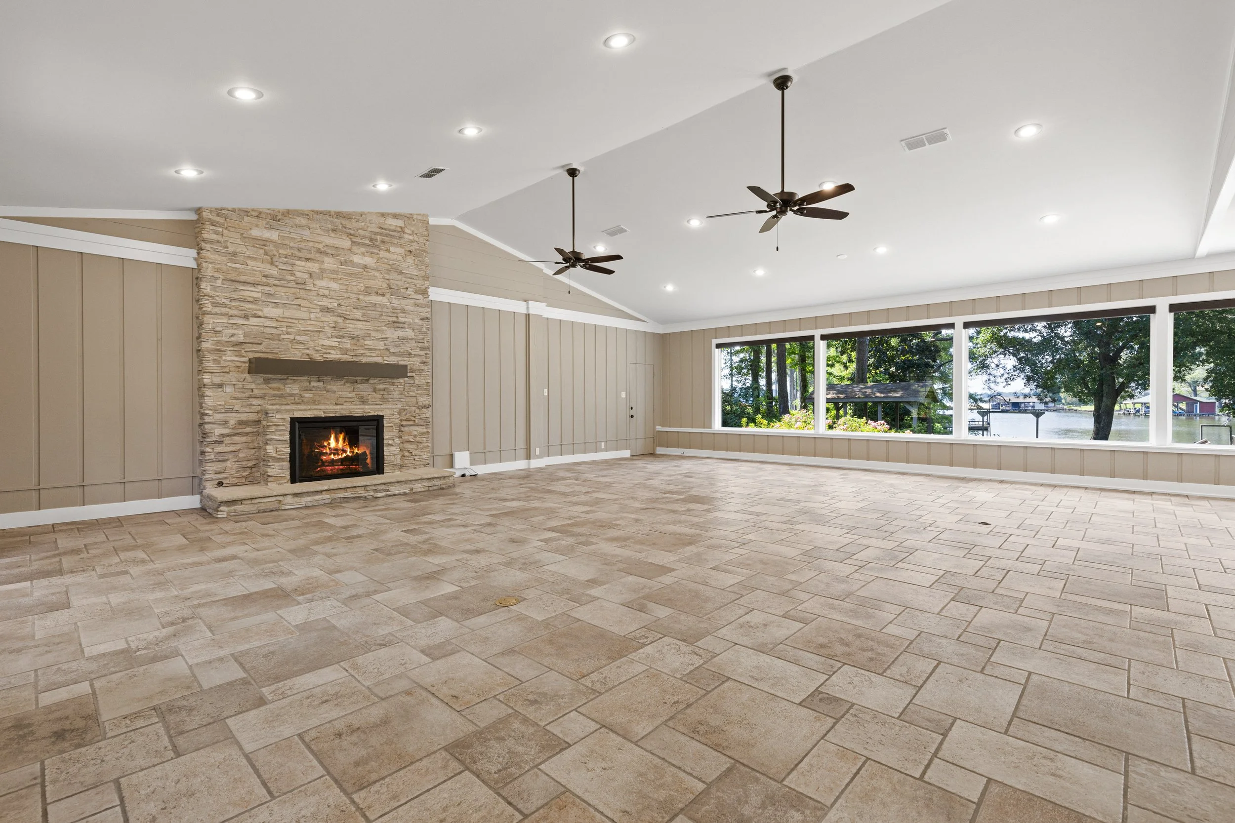 Living Room - NK 26-36.jpg