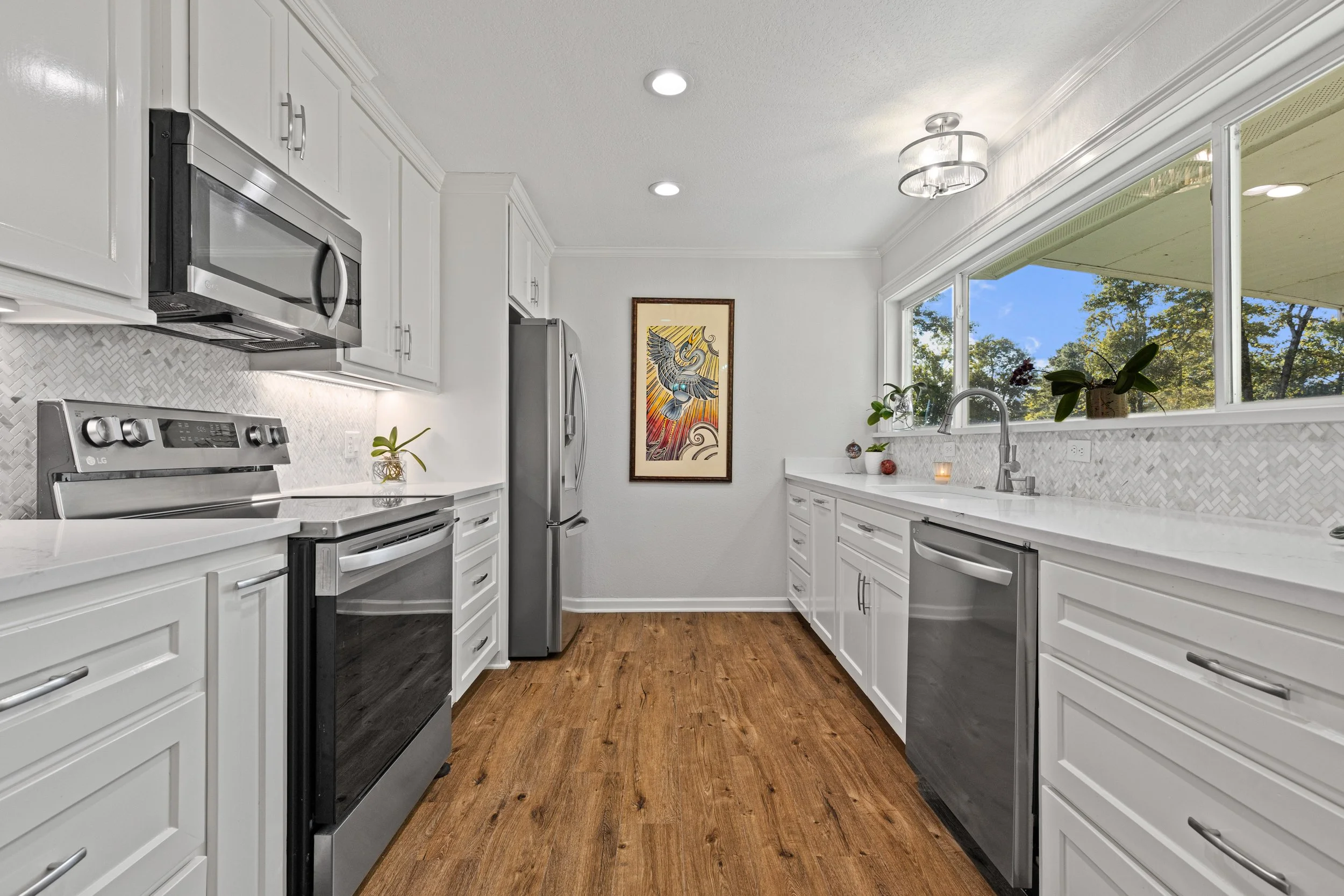 KITCHEN - NF 47 Lake Cherokee-44.jpg