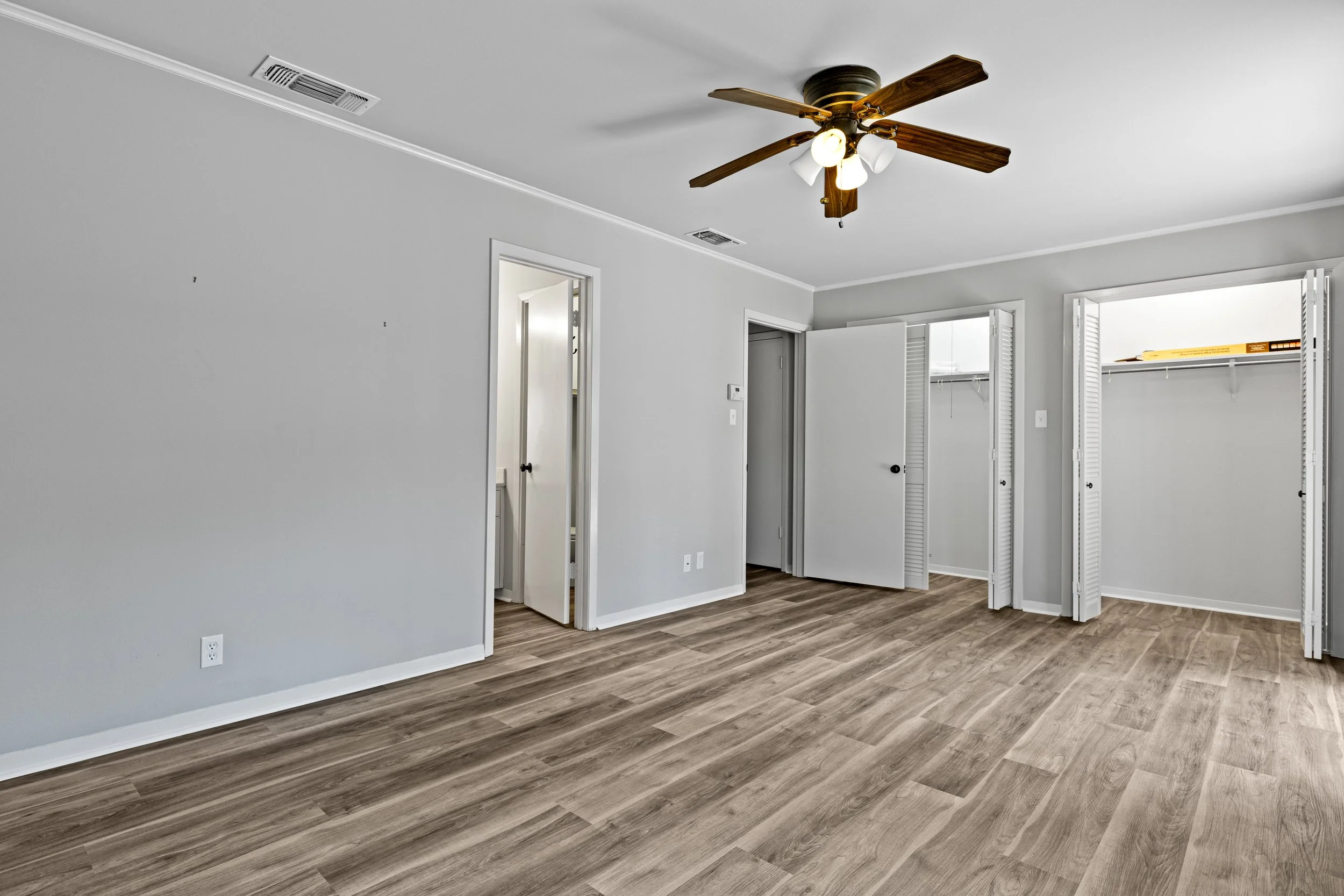 Master Bed - NK 26-57.jpg