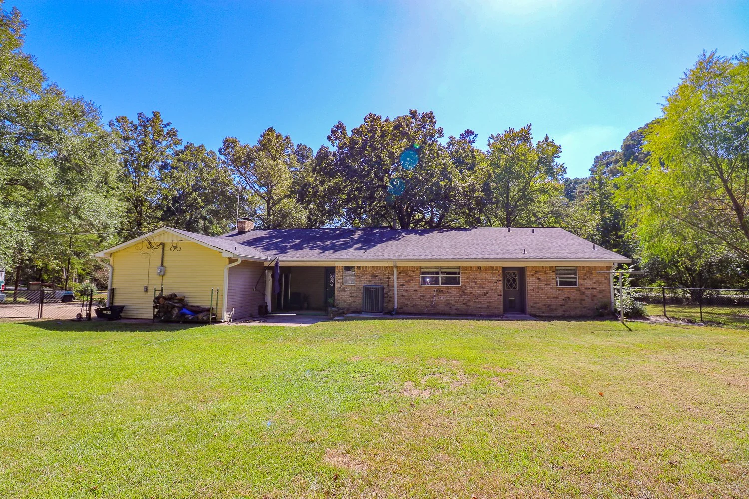 395 Delmora- IMG_4583.jpg