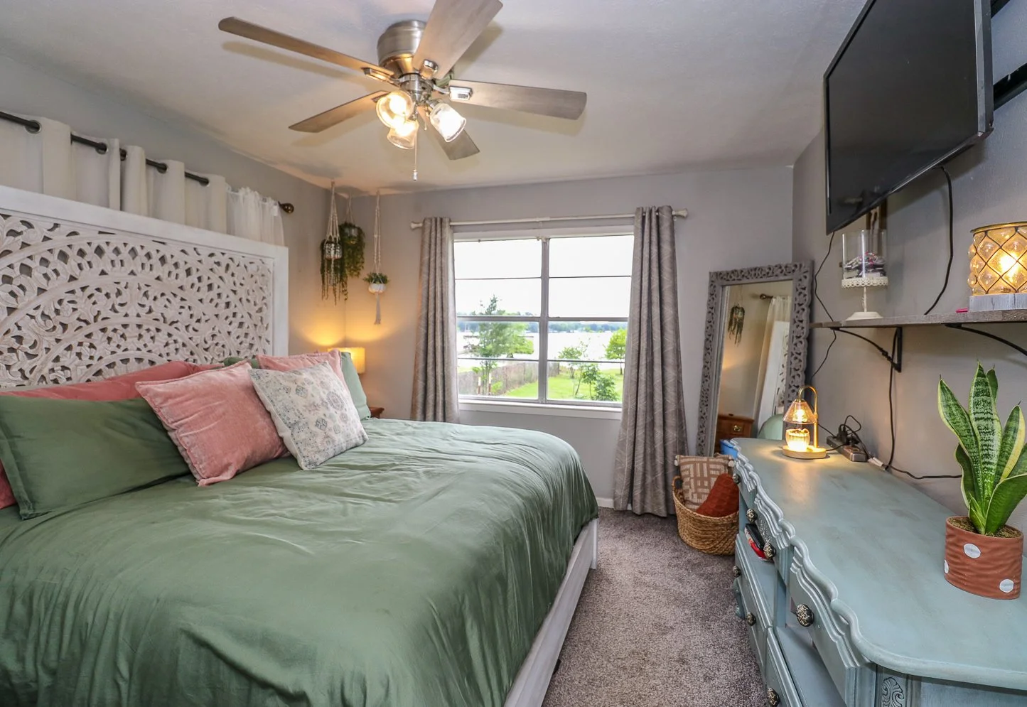 NR 17 Lake Cherokee - Primary- IMG_4346.jpg