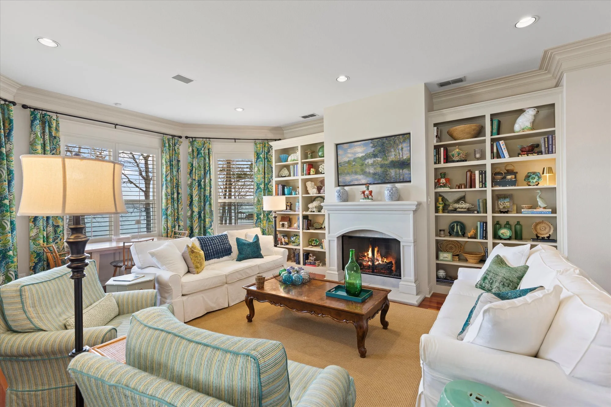 SM 4 Lake Cherokee Living Main.jpg