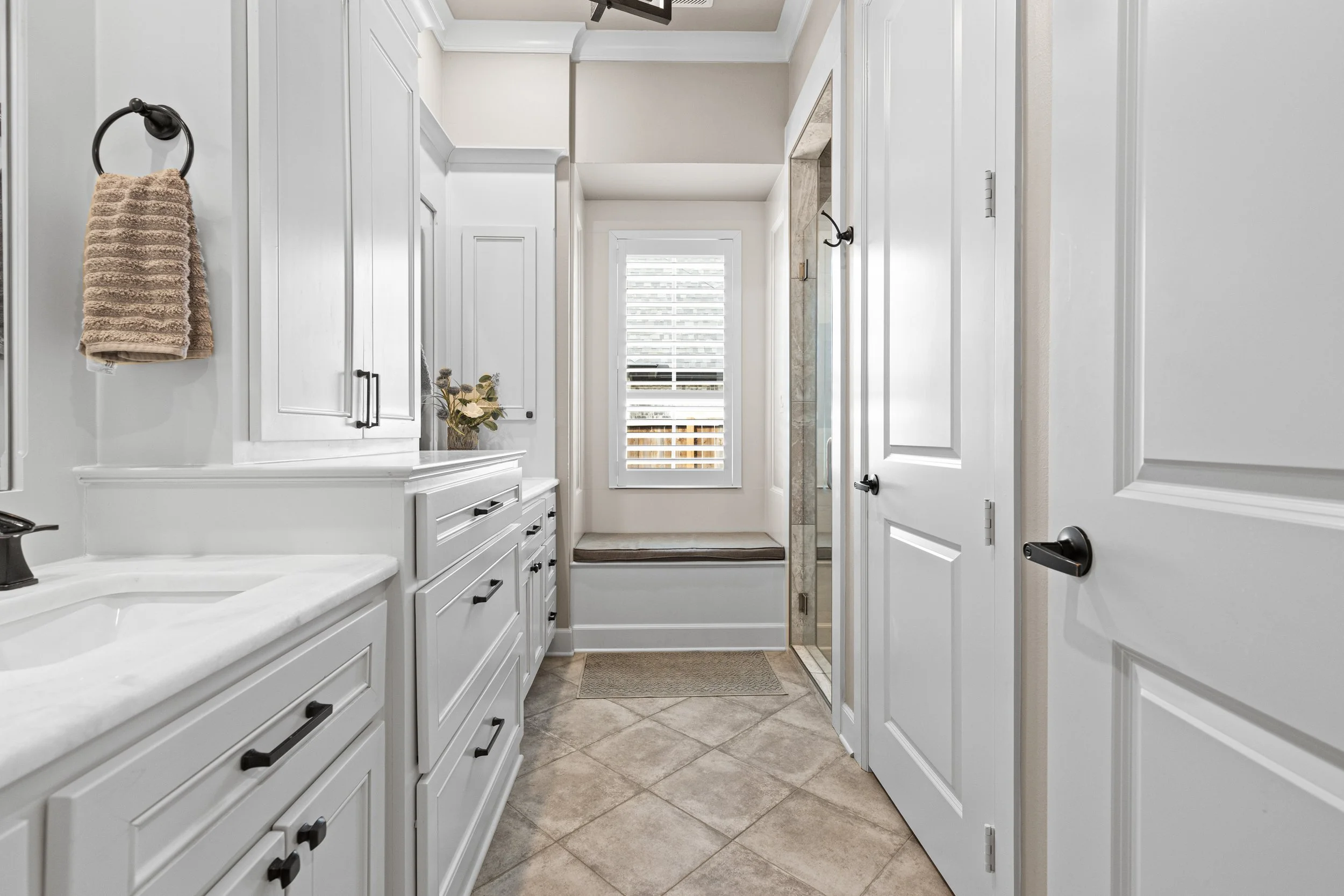 34 4022 Hidden Hills Cir -guest bath 51.jpg