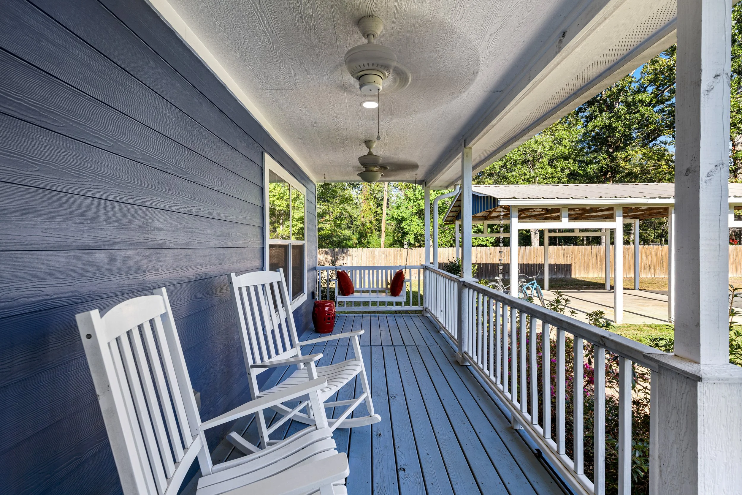 RSIDE PORCH - NF 47 Lake Cherokee-15.jpg