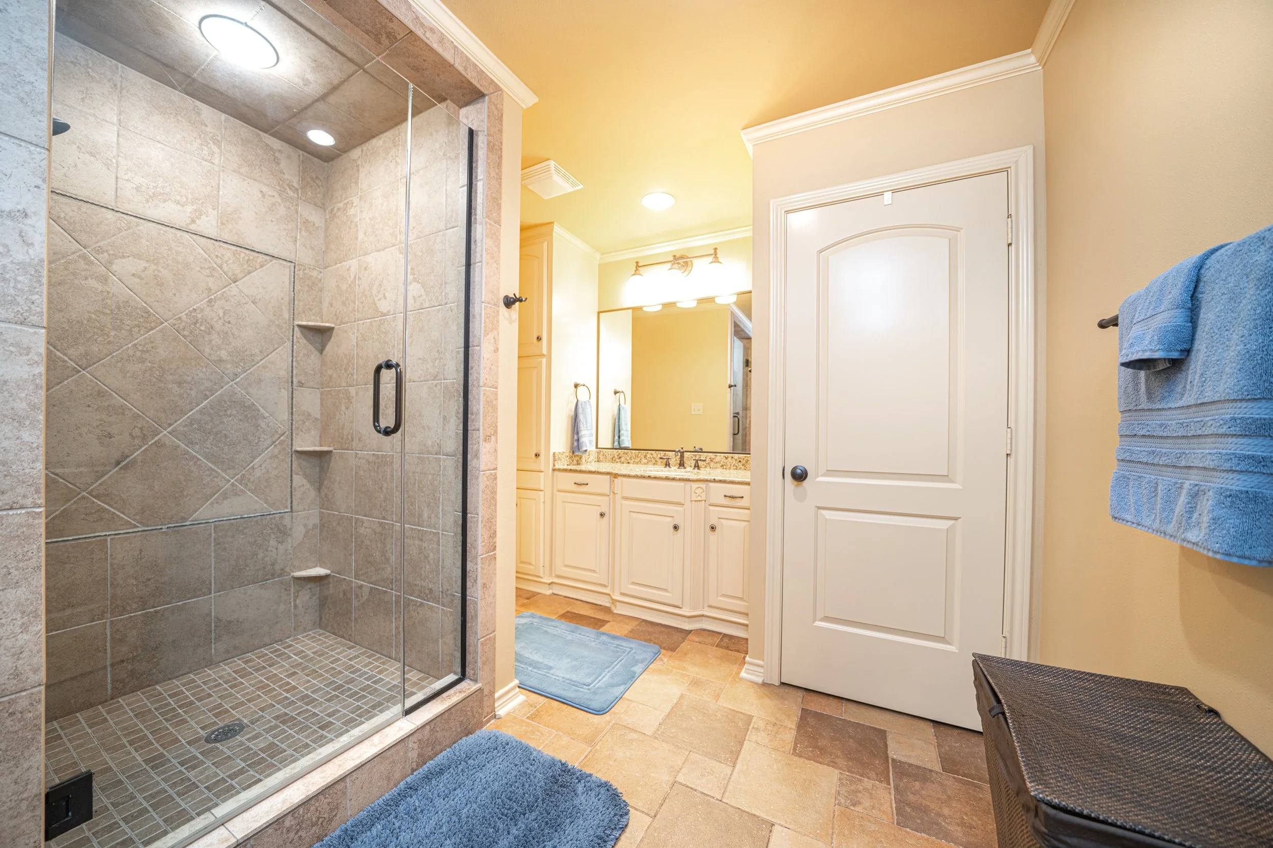 Guest House Bath.JPG