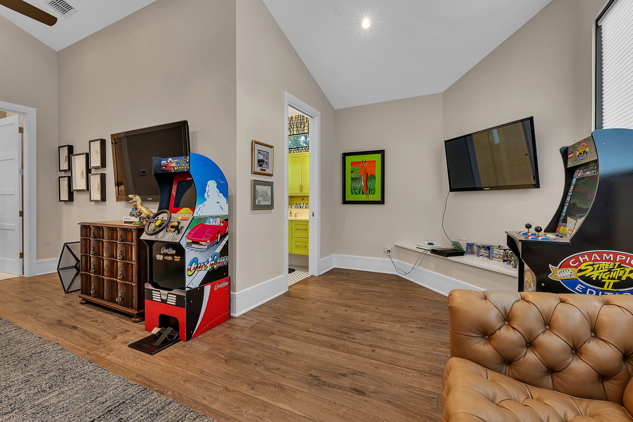GAME ROOM.jpg