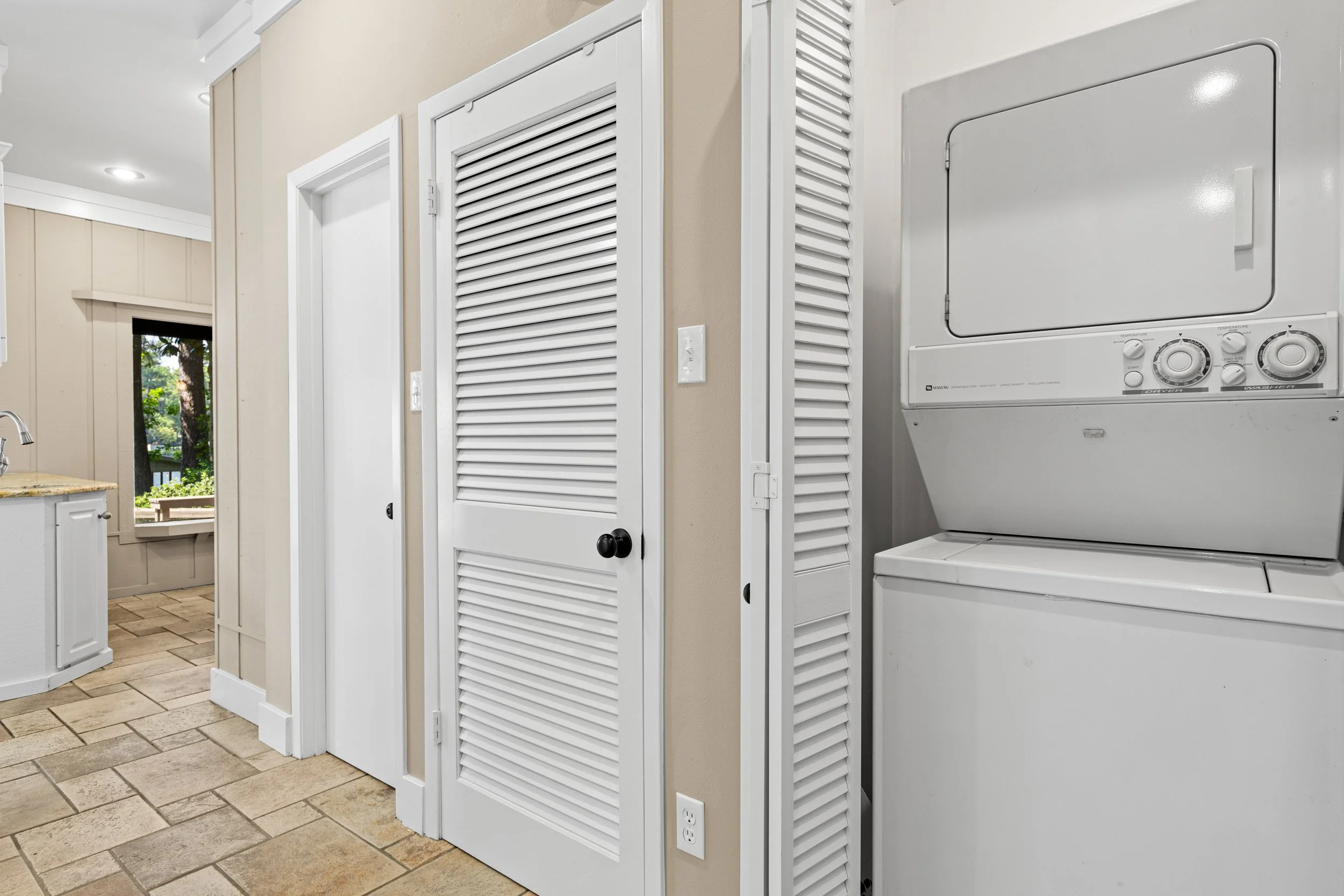 Laundry - NK 26-65.jpg