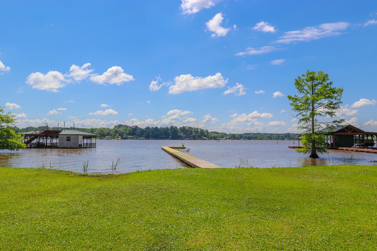 NR 17 Lake Cherokee- IMG_4373.jpg