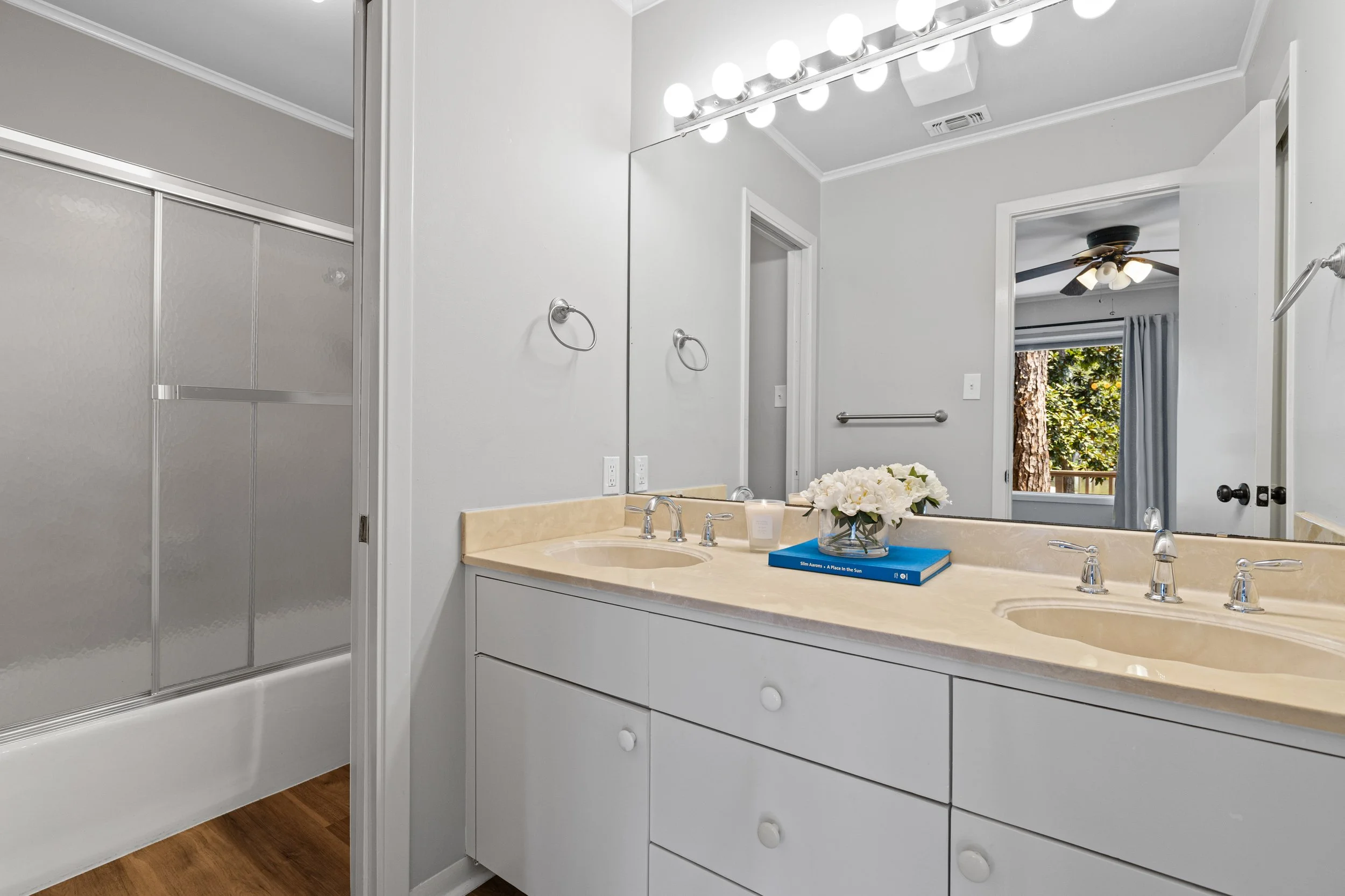 Master Bath - NK 26-58.jpg