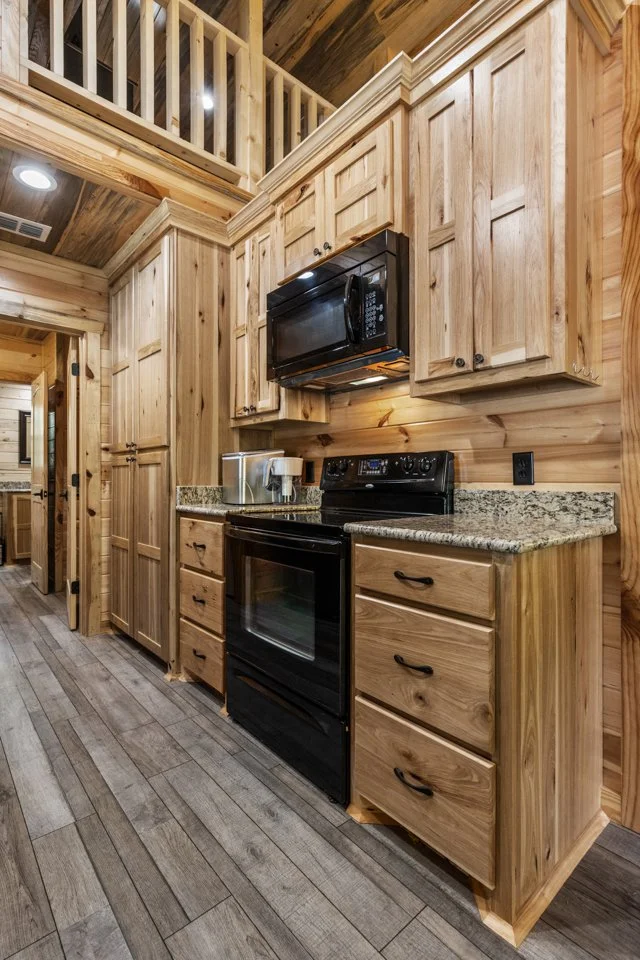 4 kitchen IMG_7402.jpg