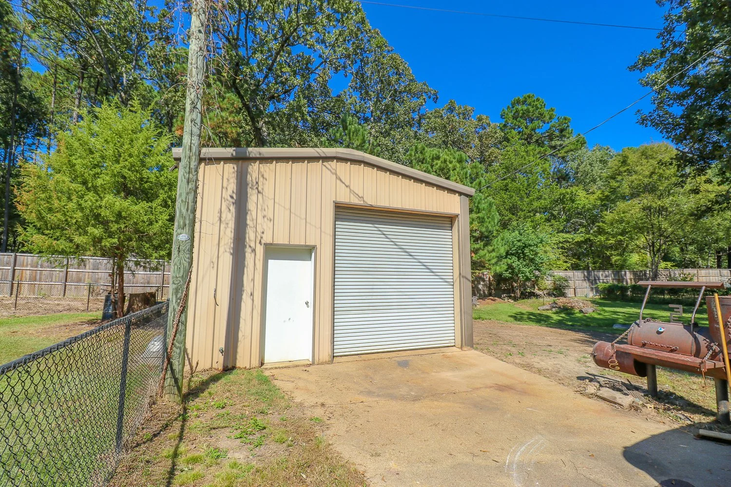 395 Delmora- IMG_4581.jpg