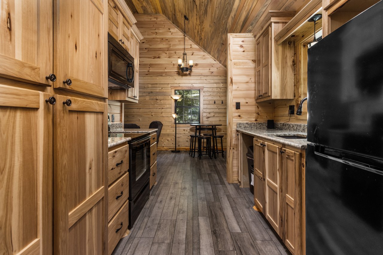 3.5 kitchen wide.jpg