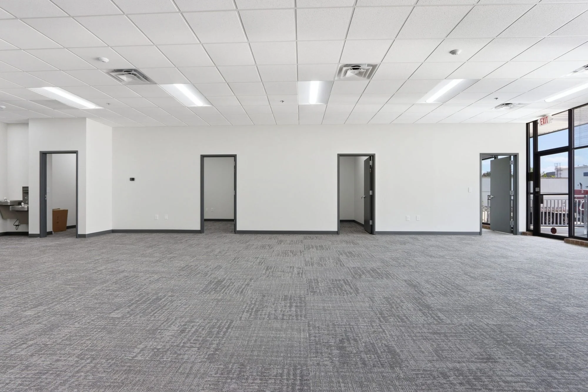 morrow-warehouse-refresh-spec-office-pod-04.jpg