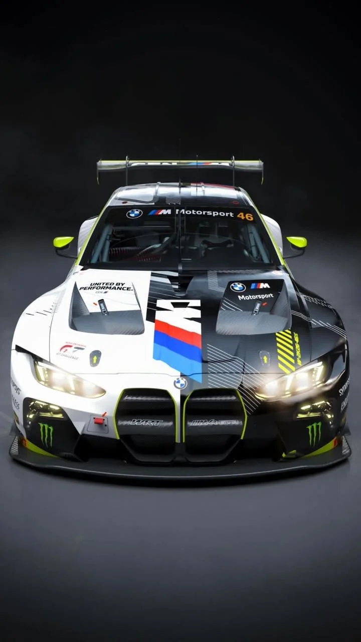 #46 BMW M4 GT3 EVO Augusto Farfus, Raffaele Marciello, Valentino Rossi