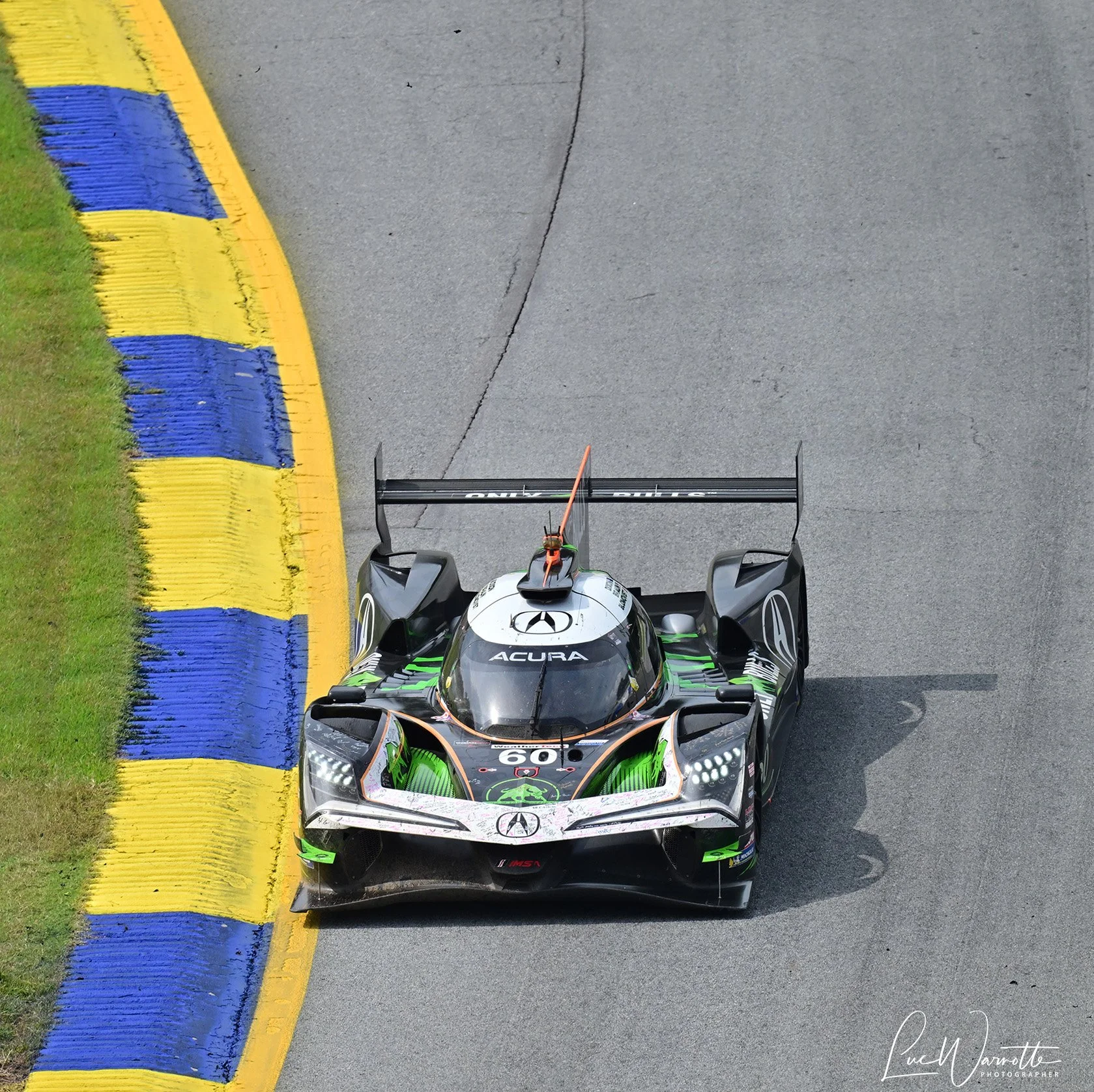 #60 Meyer Shank Racing with Curb Agajanian Acura ARX-06