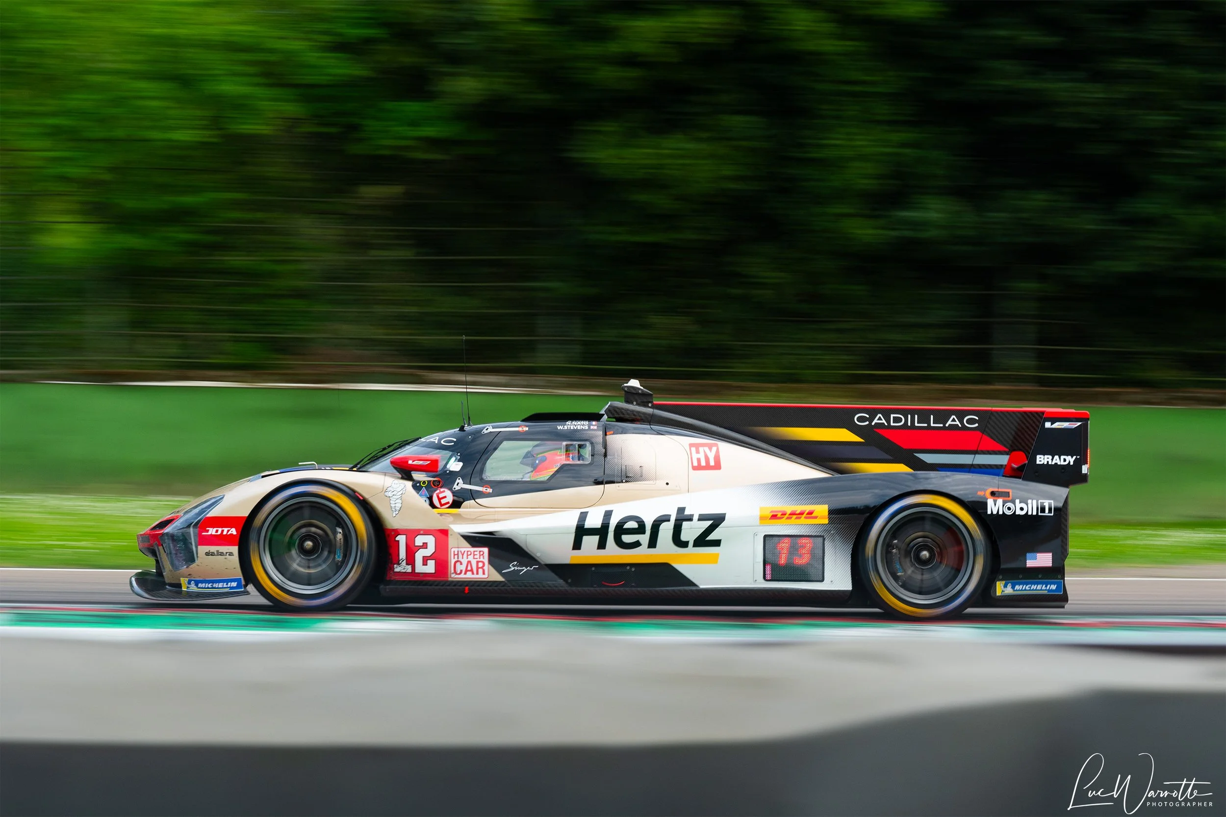 #12 Cadillac Hertz Team JOTA V-Series.R