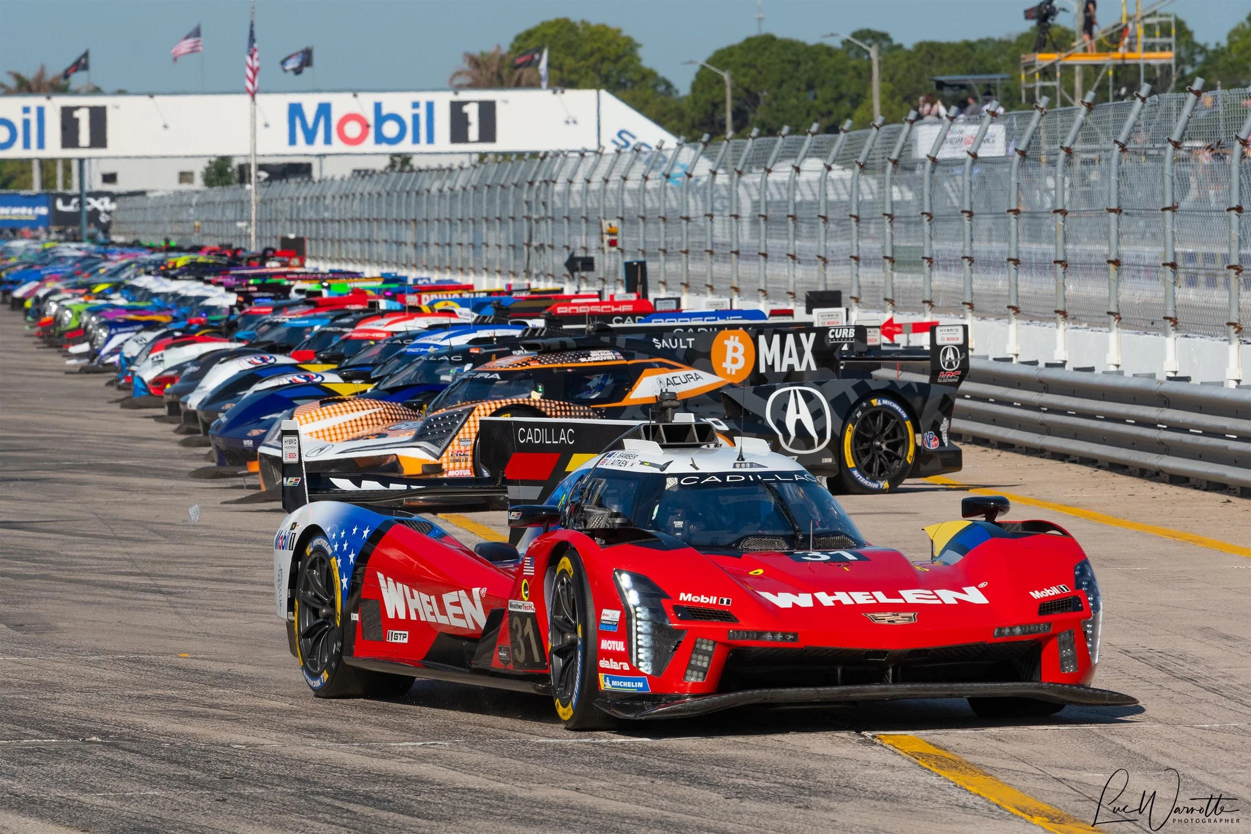 Some start process and pit stop photos at Sebring