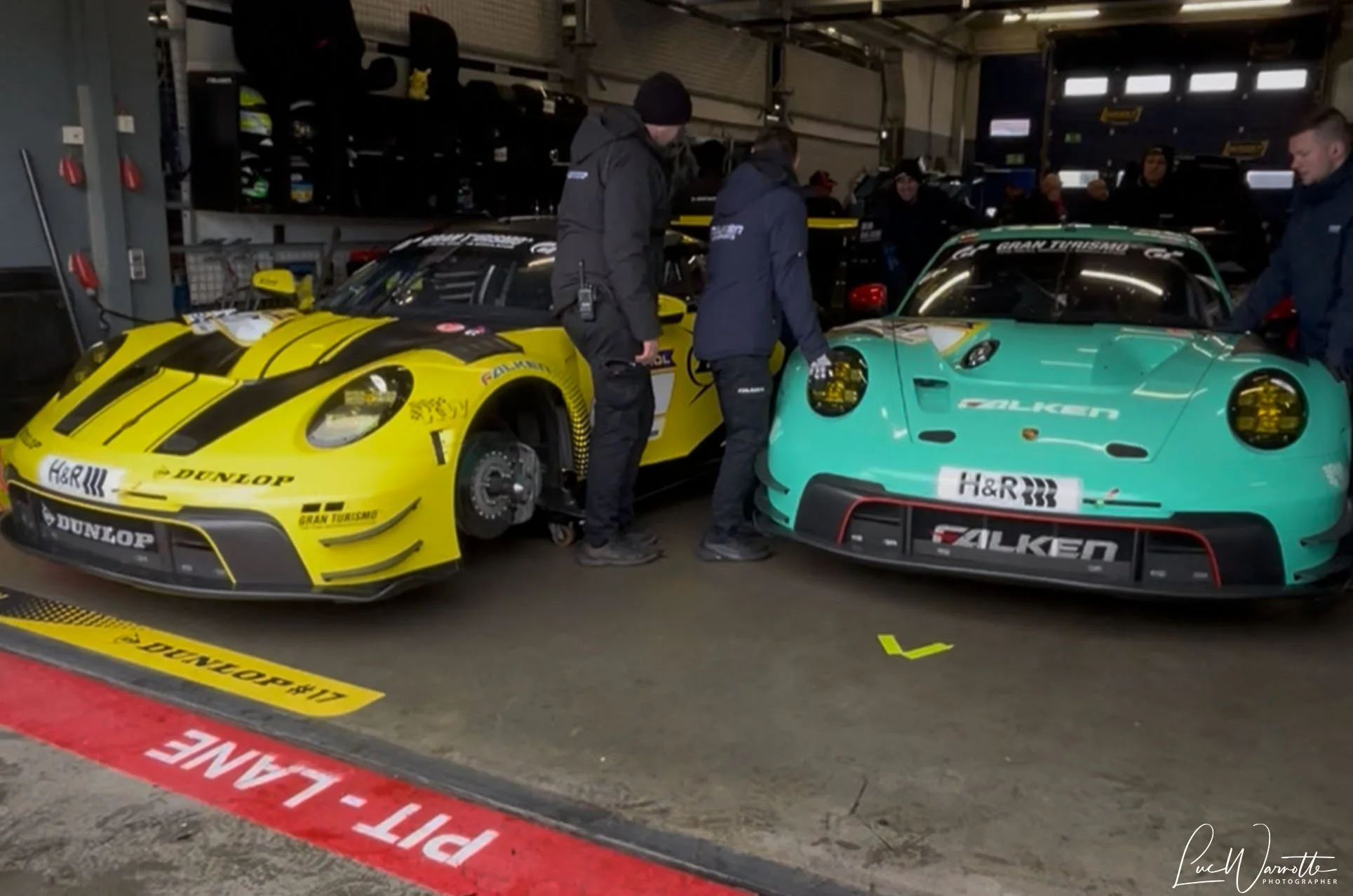 Porsche 911 with Falken and Dunlop liveries at NLS