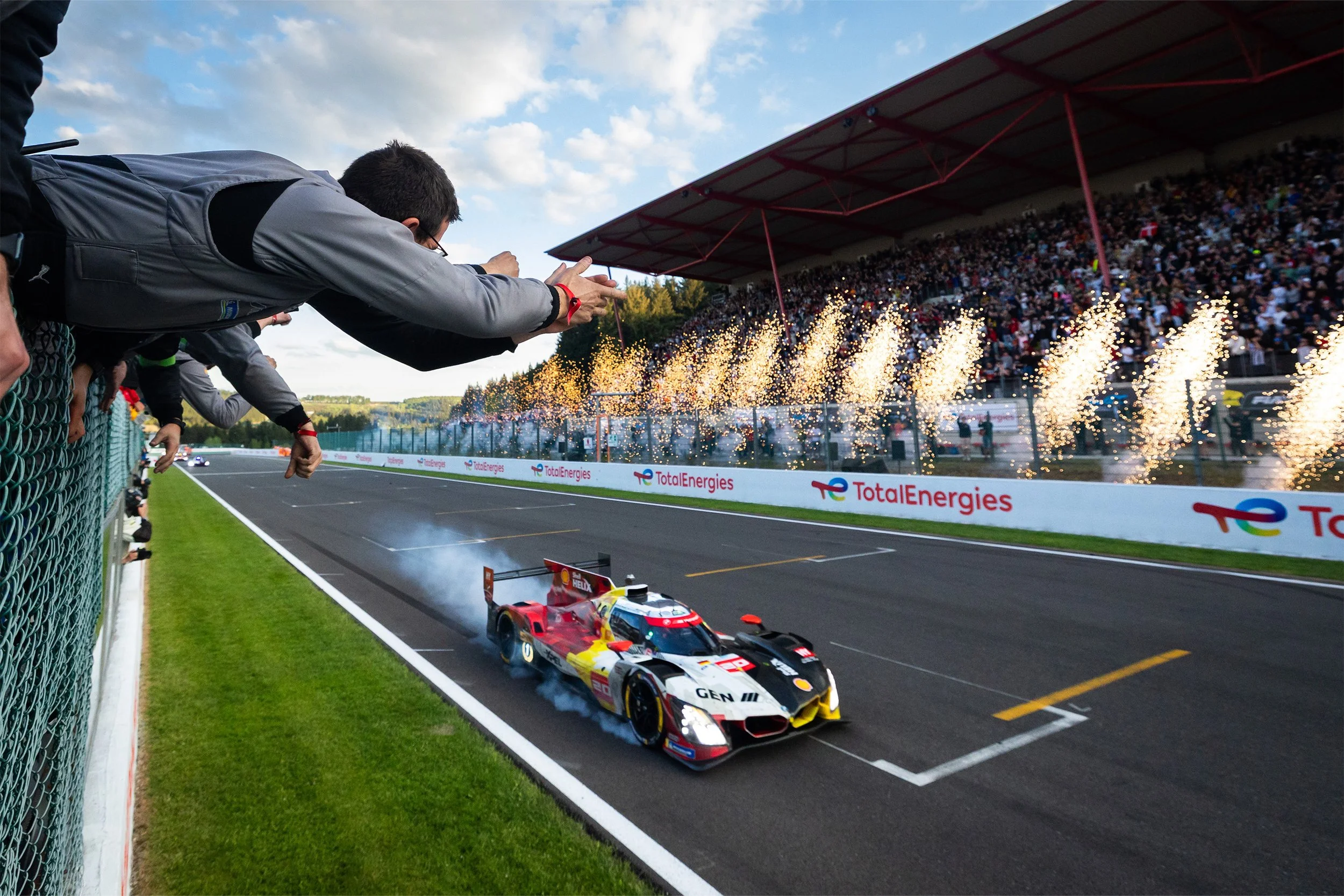 Double for the BMW M Team WRT at Spa-Francorchamps