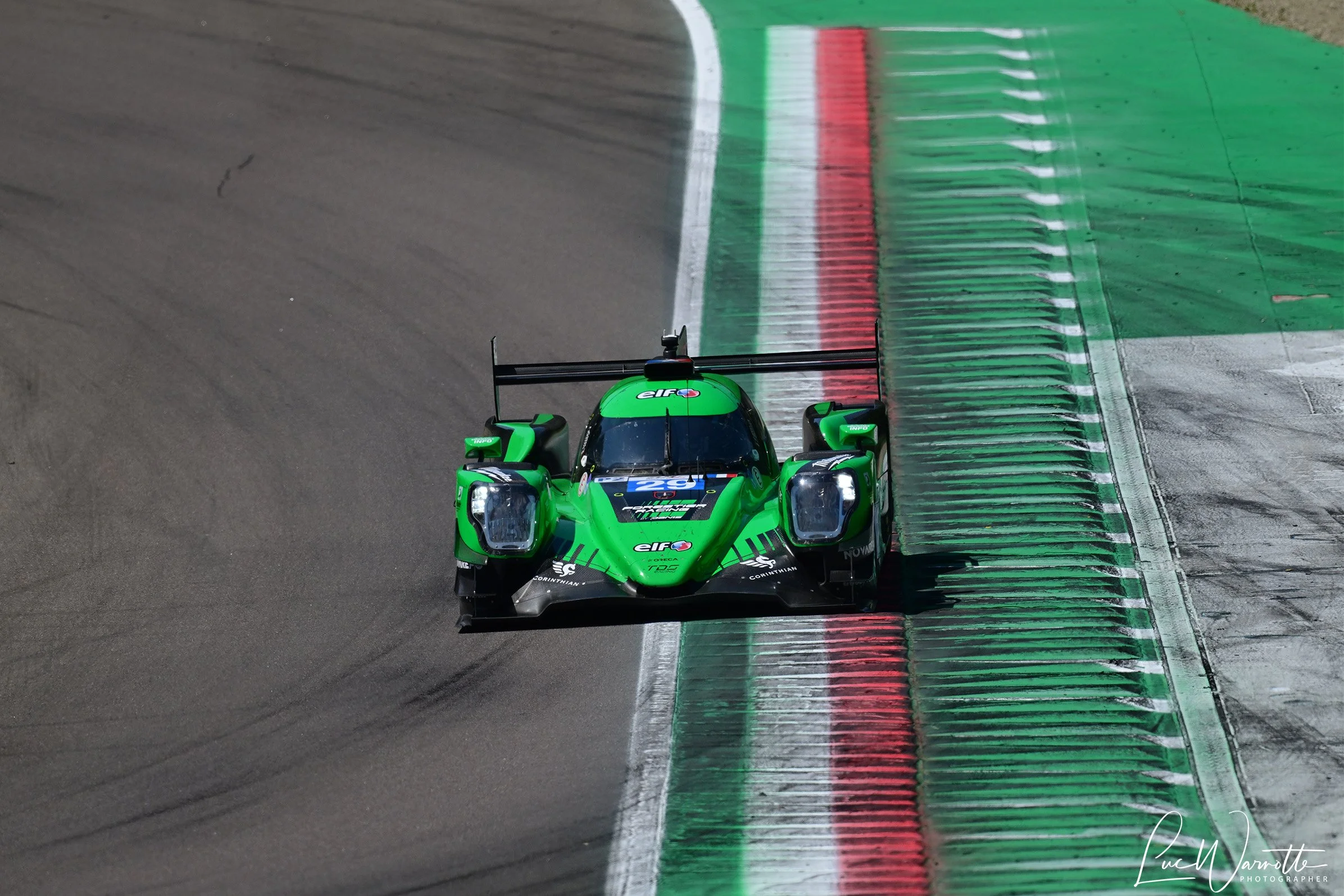Masson, Huffaker, Brichacek, Fossardin top FP1