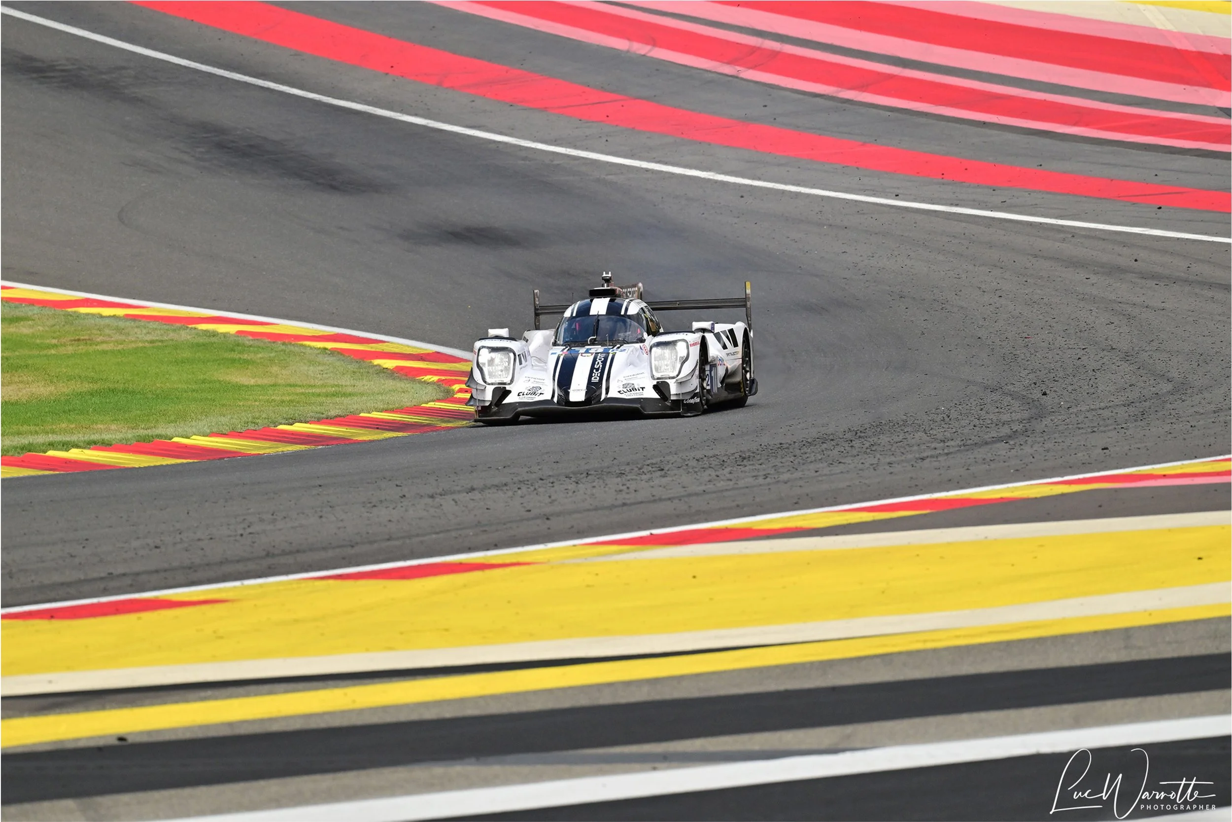 Rinicella alone under 2:03 in FP1 at Spa for ELMS