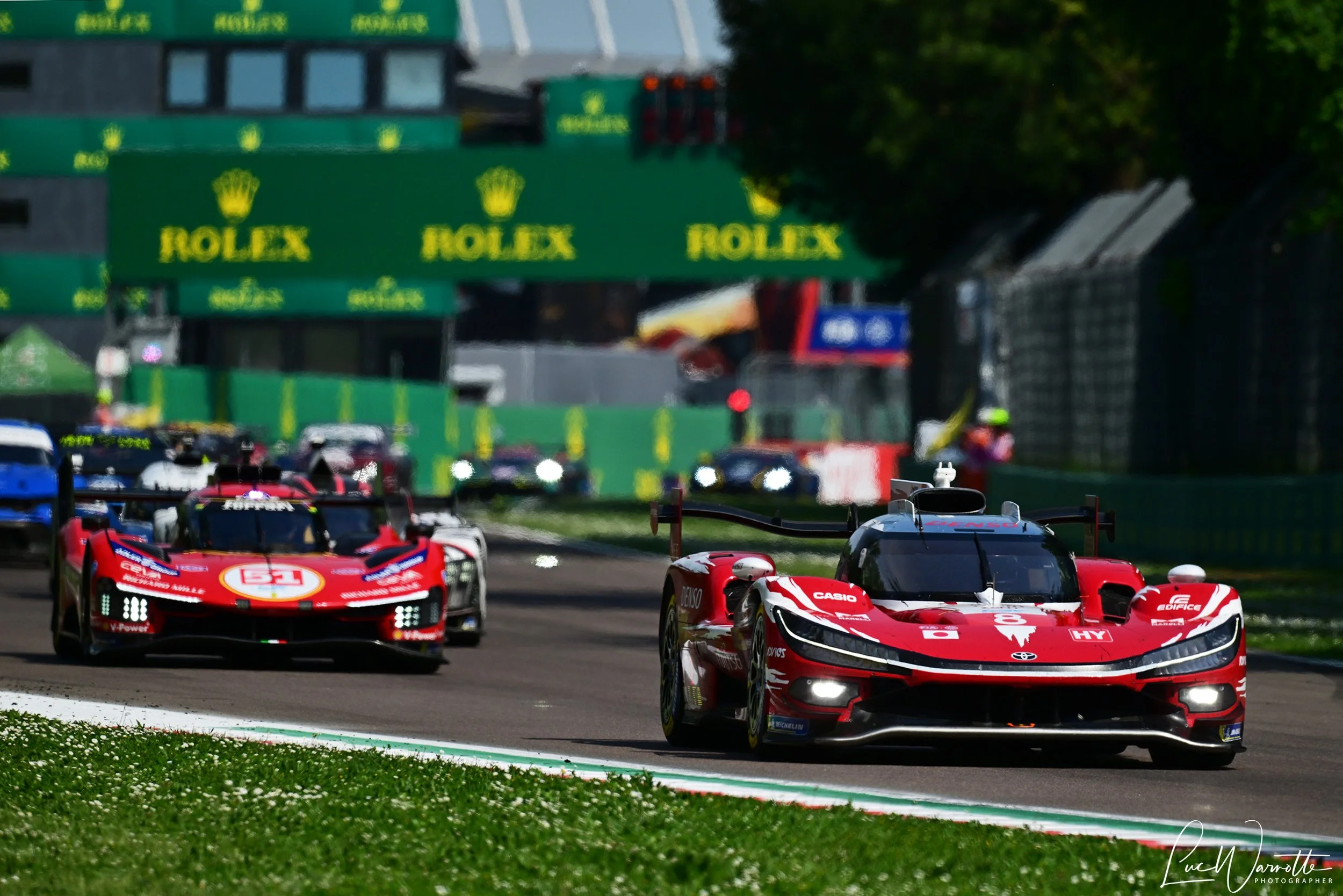 Toyota #8 ahead of Ferrari #51