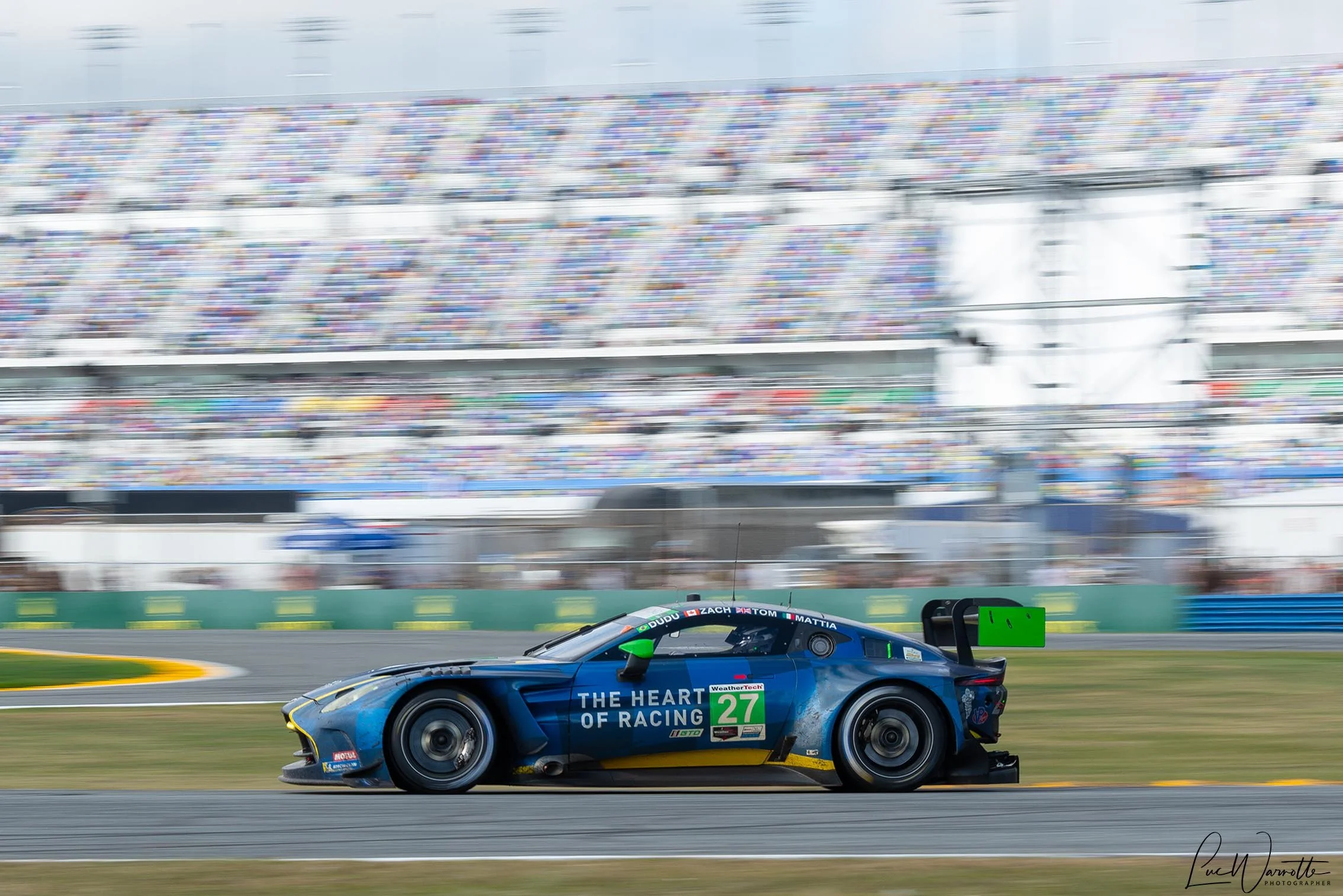 #27 Heart of Racing Team Aston Martin Vantage GT3 Evo