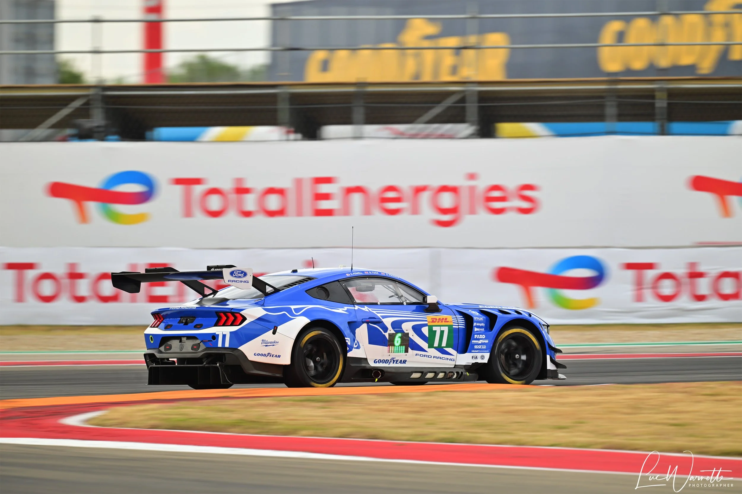 Ford Mustang GT3 #77