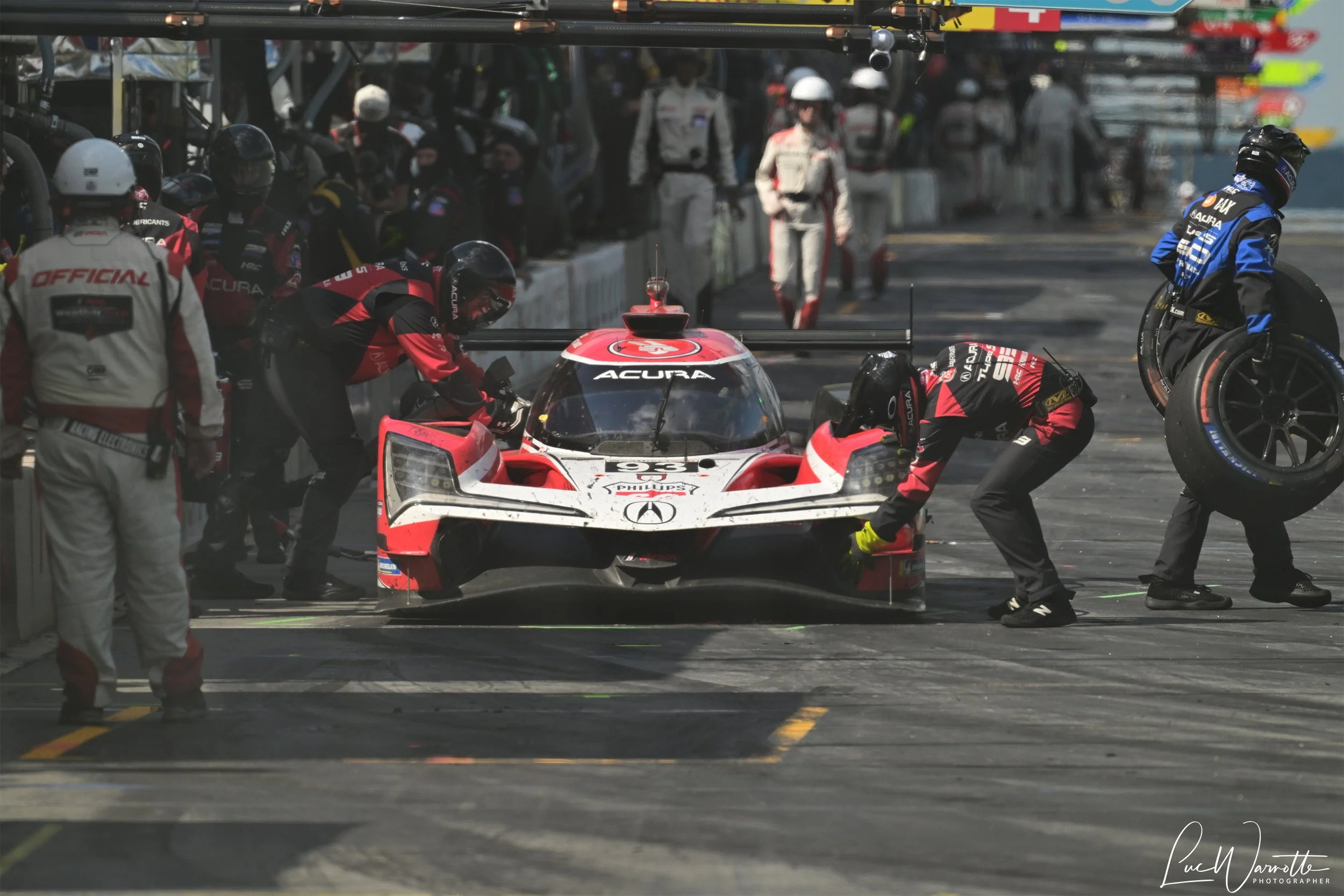 Acura Meyer Shank Racing with Curb Agajanian #93 Acura ARX-06