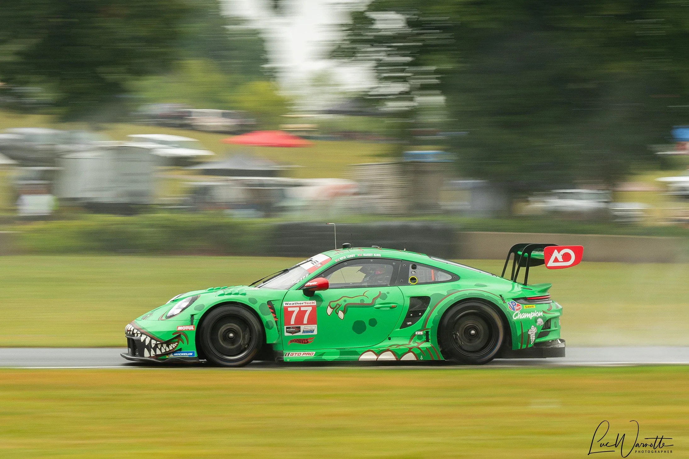 #77 AO Racing Porsche 911 GT3 R
