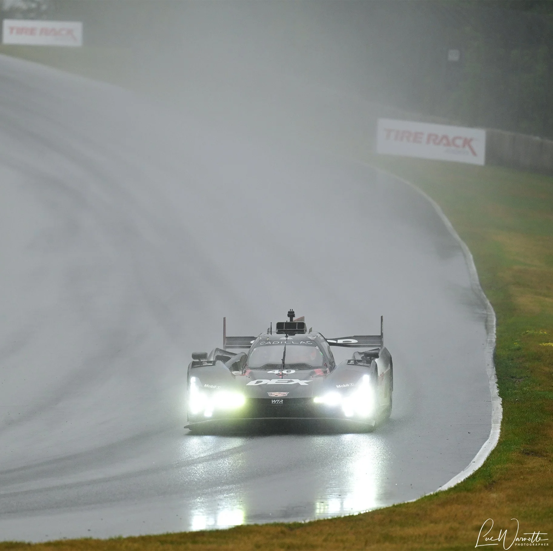 #40 Cadillac Wayne Taylor Racing V-Series.R