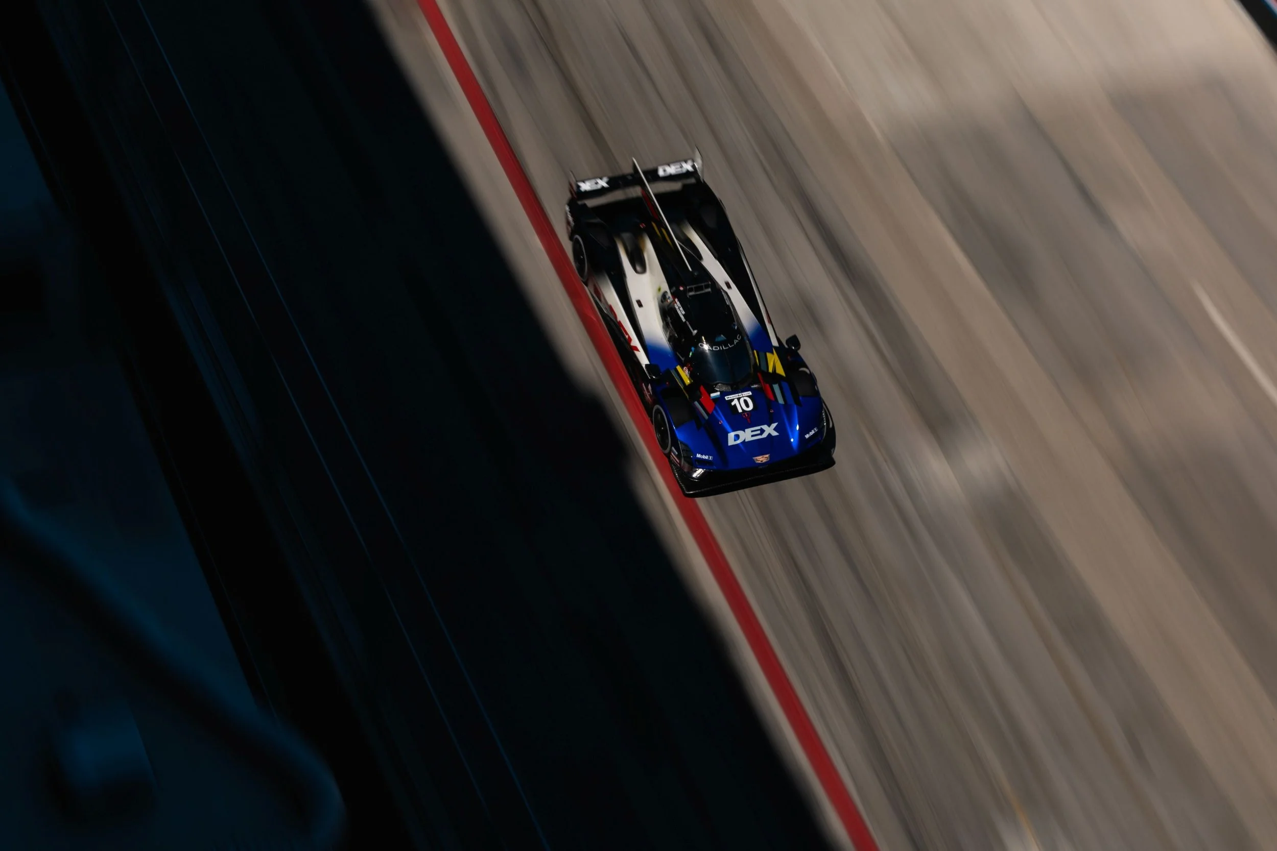 #10 Cadillac Wayne Taylor Racing V-Series.R