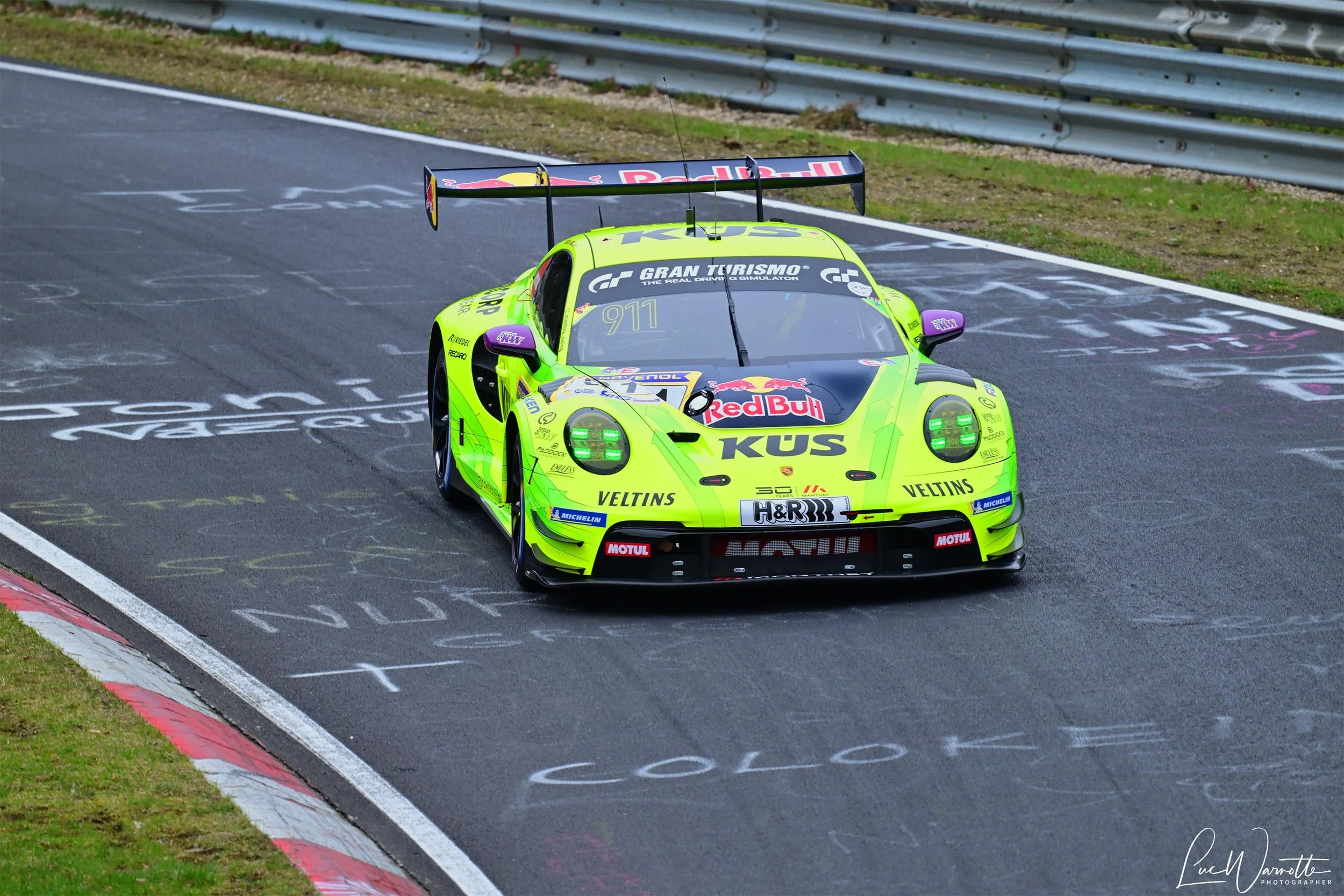 Manthey-Porsche 911 GT3 R (992) Evo26 #911